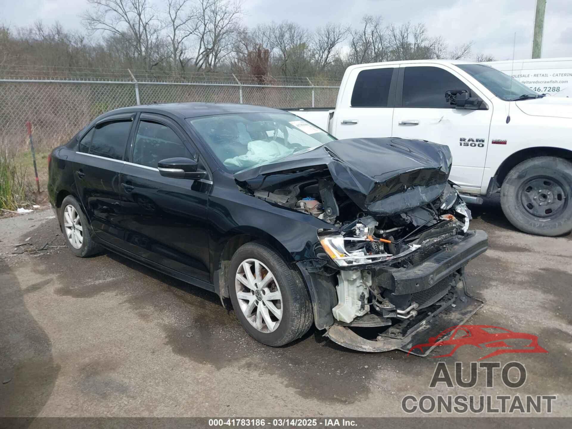 VOLKSWAGEN JETTA 2013 - 3VWDX7AJXDM256904
