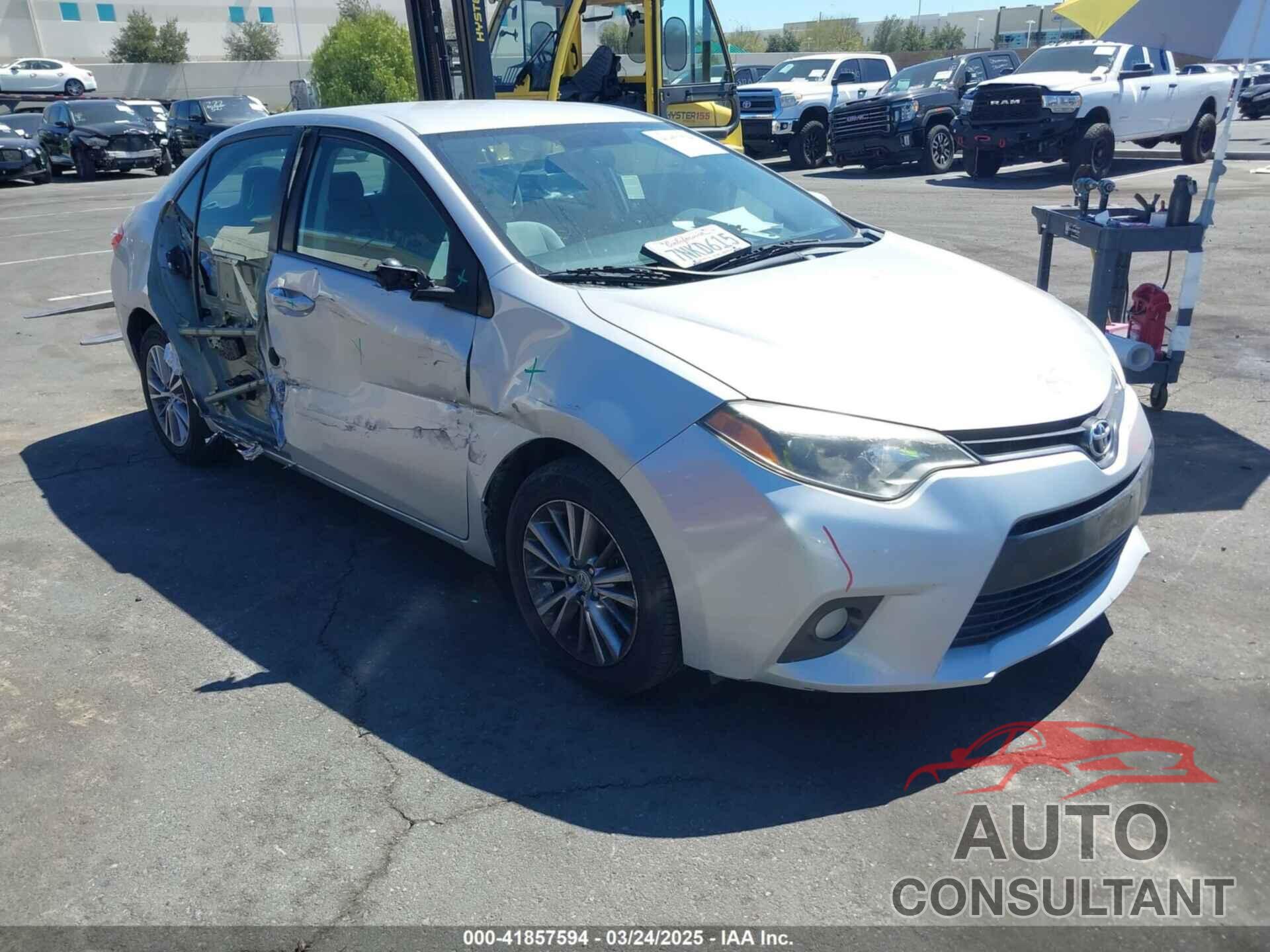 TOYOTA COROLLA 2015 - 5YFBURHE9FP350792