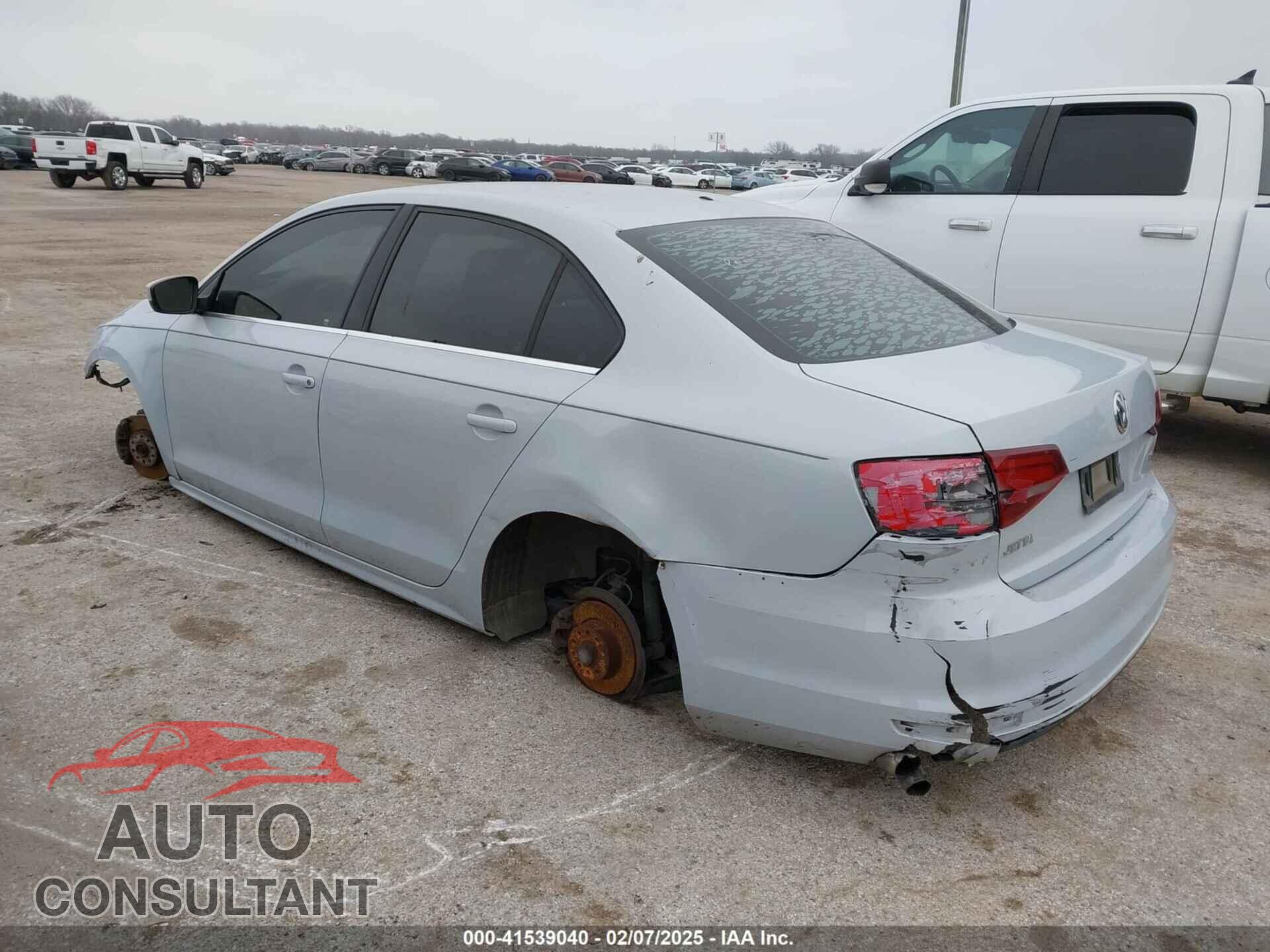 VOLKSWAGEN JETTA 2017 - 3VW2B7AJ2HM397719