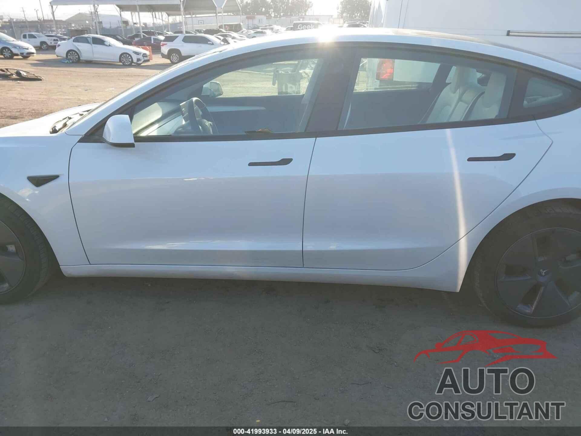 TESLA MODEL 3 2023 - 5YJ3E1EA2PF551631