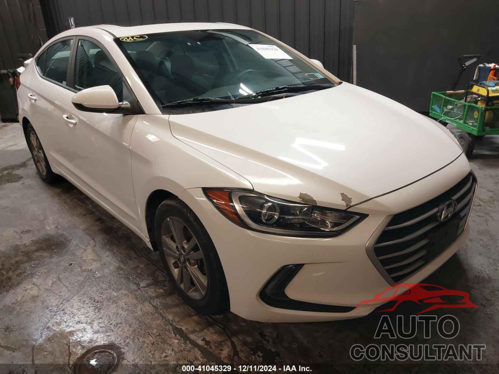 HYUNDAI ELANTRA 2017 - 5NPD84LF8HH203119