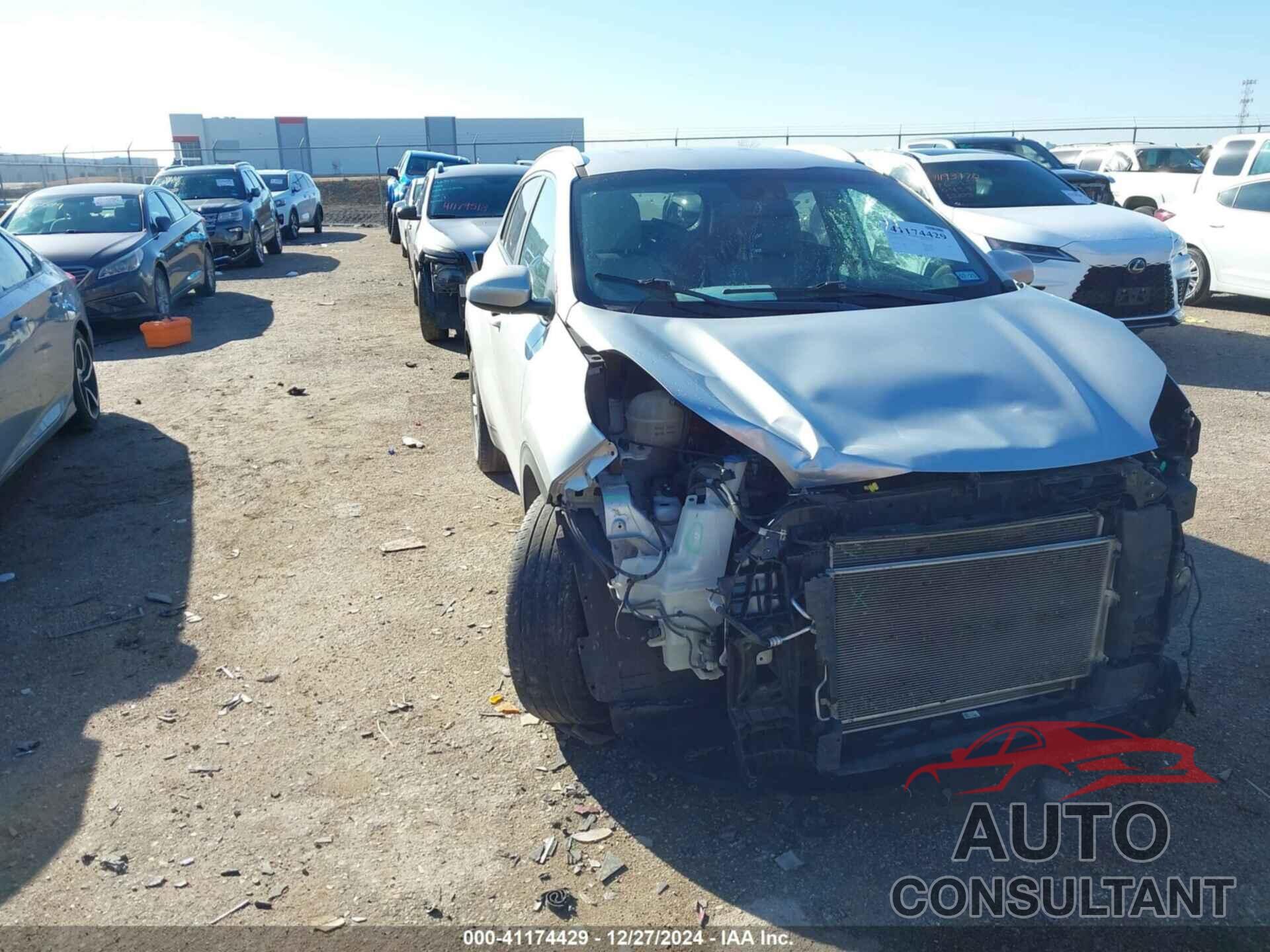 KIA SPORTAGE 2018 - KNDPM3AC8J7474140