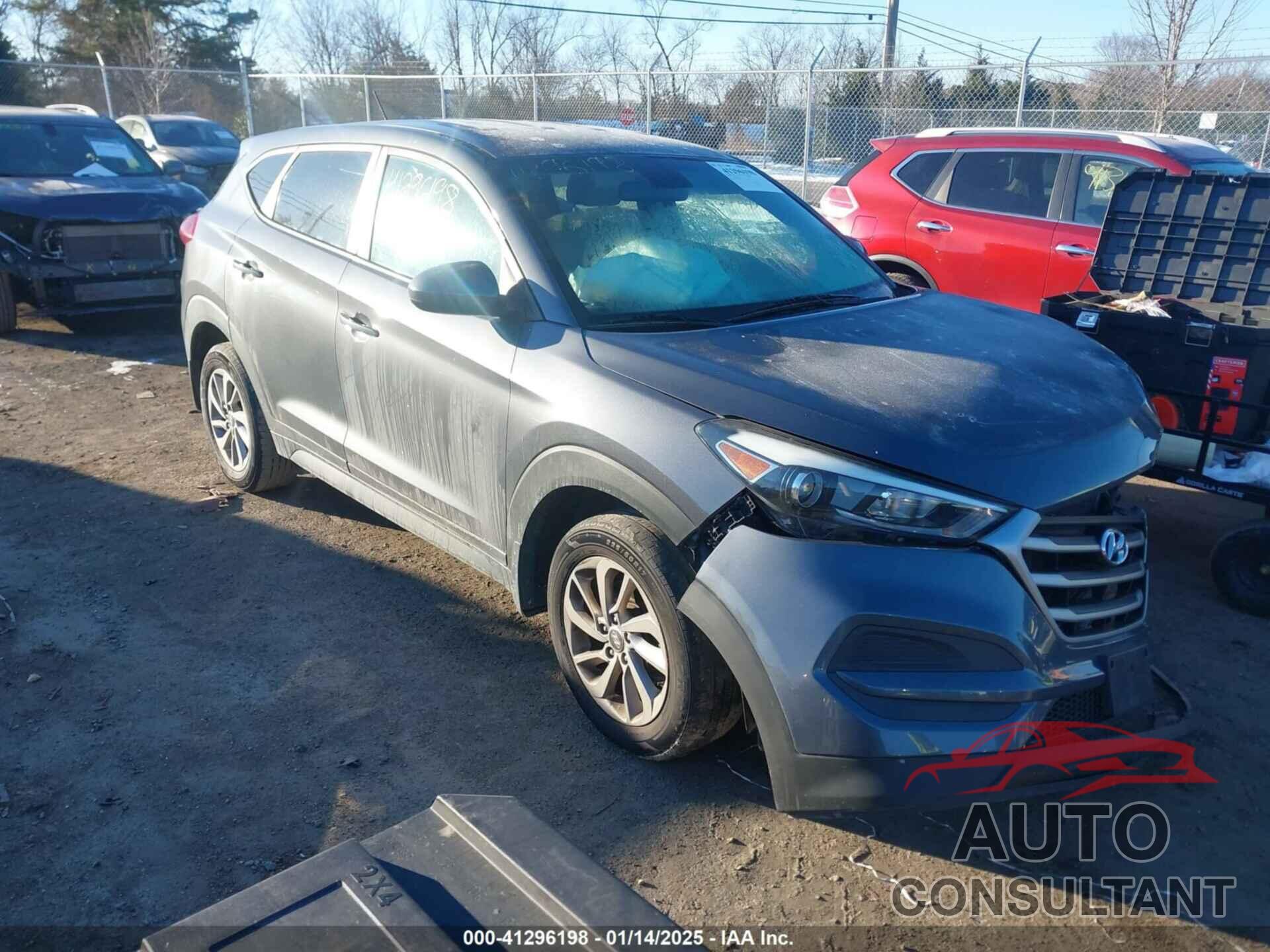 HYUNDAI TUCSON 2018 - KM8J2CA42JU804470