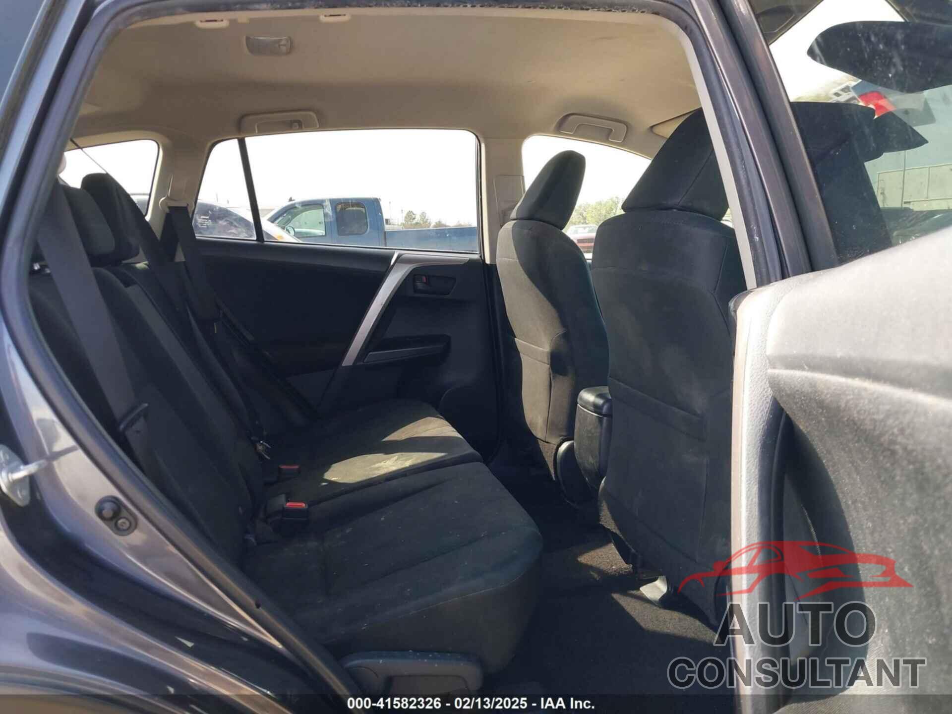 TOYOTA RAV4 2017 - JTMZFREV4HJ113745