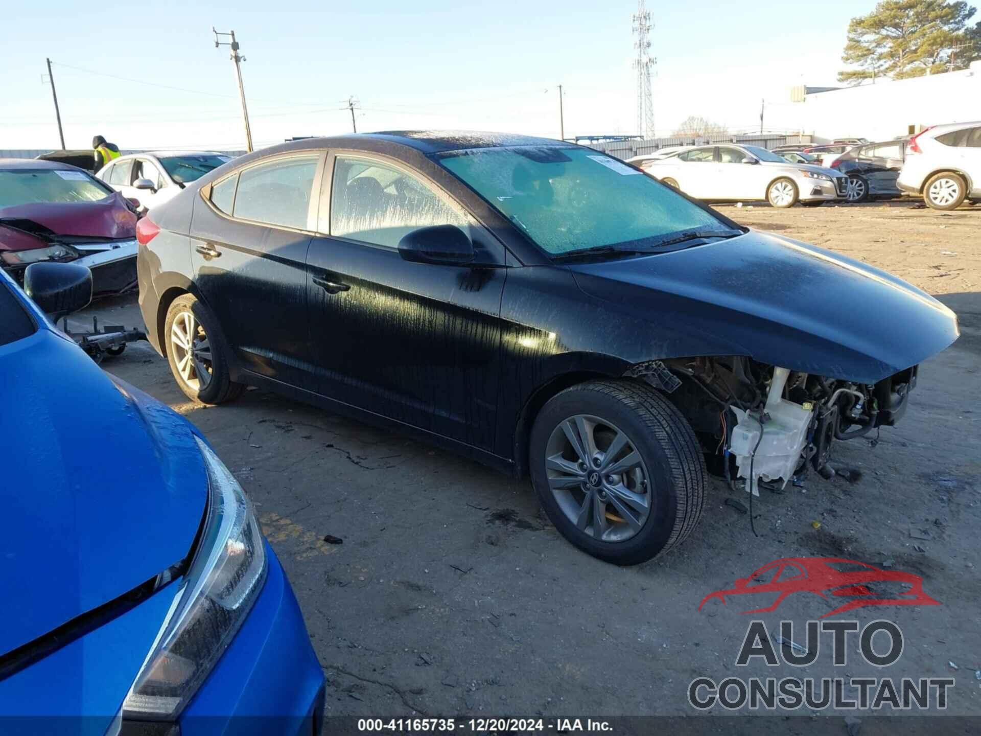 HYUNDAI ELANTRA 2018 - KMHD84LF2JU525214