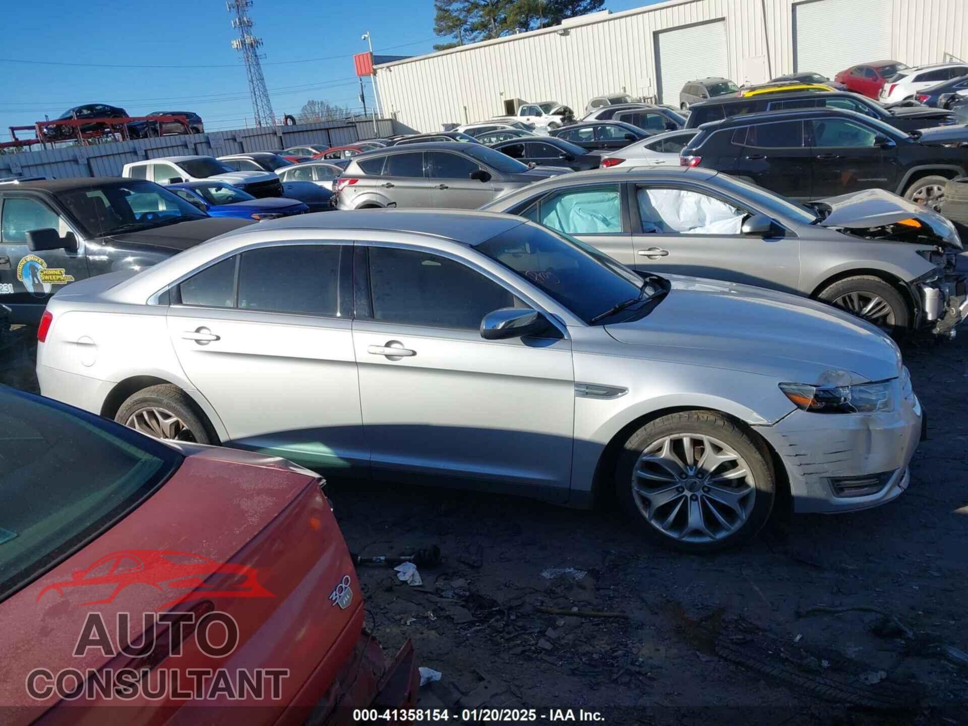 FORD TAURUS 2017 - 1FAHP2F89HG117785