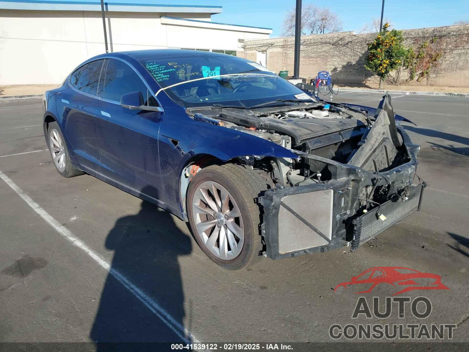 TESLA MODEL S 2017 - 5YJSA1E12HF204700