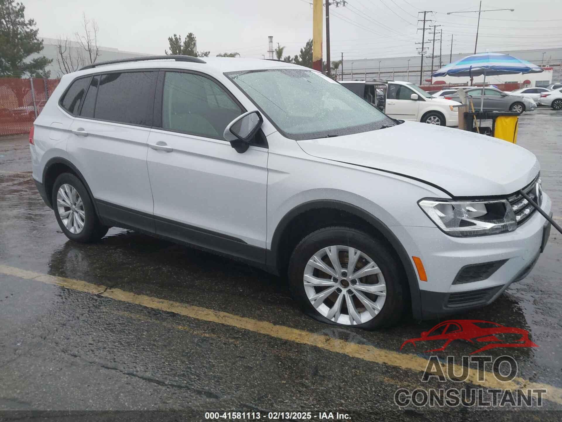 VOLKSWAGEN TIGUAN 2018 - 3VV1B7AX4JM121567