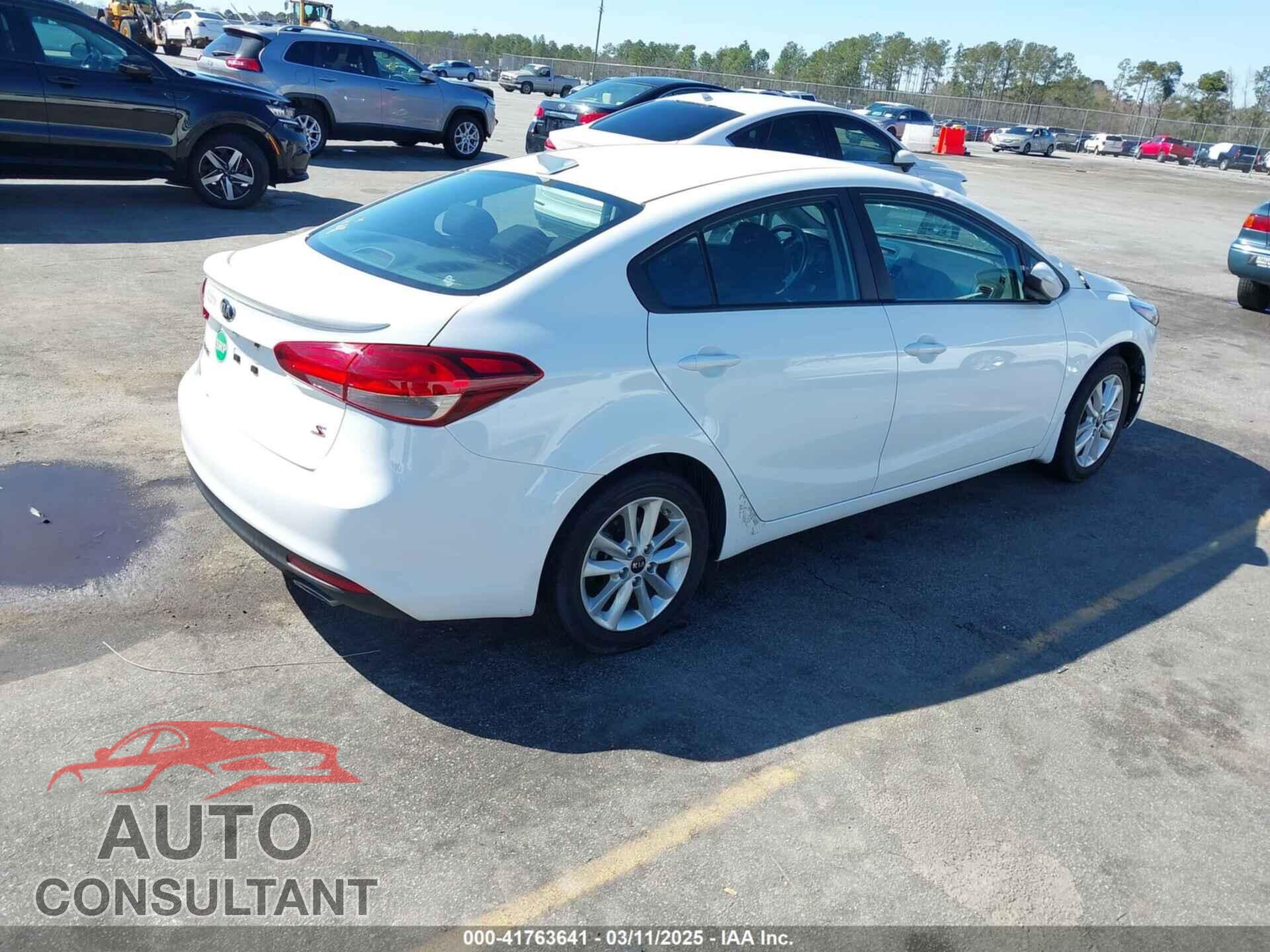 KIA FORTE 2017 - 3KPFL4A79HE147425