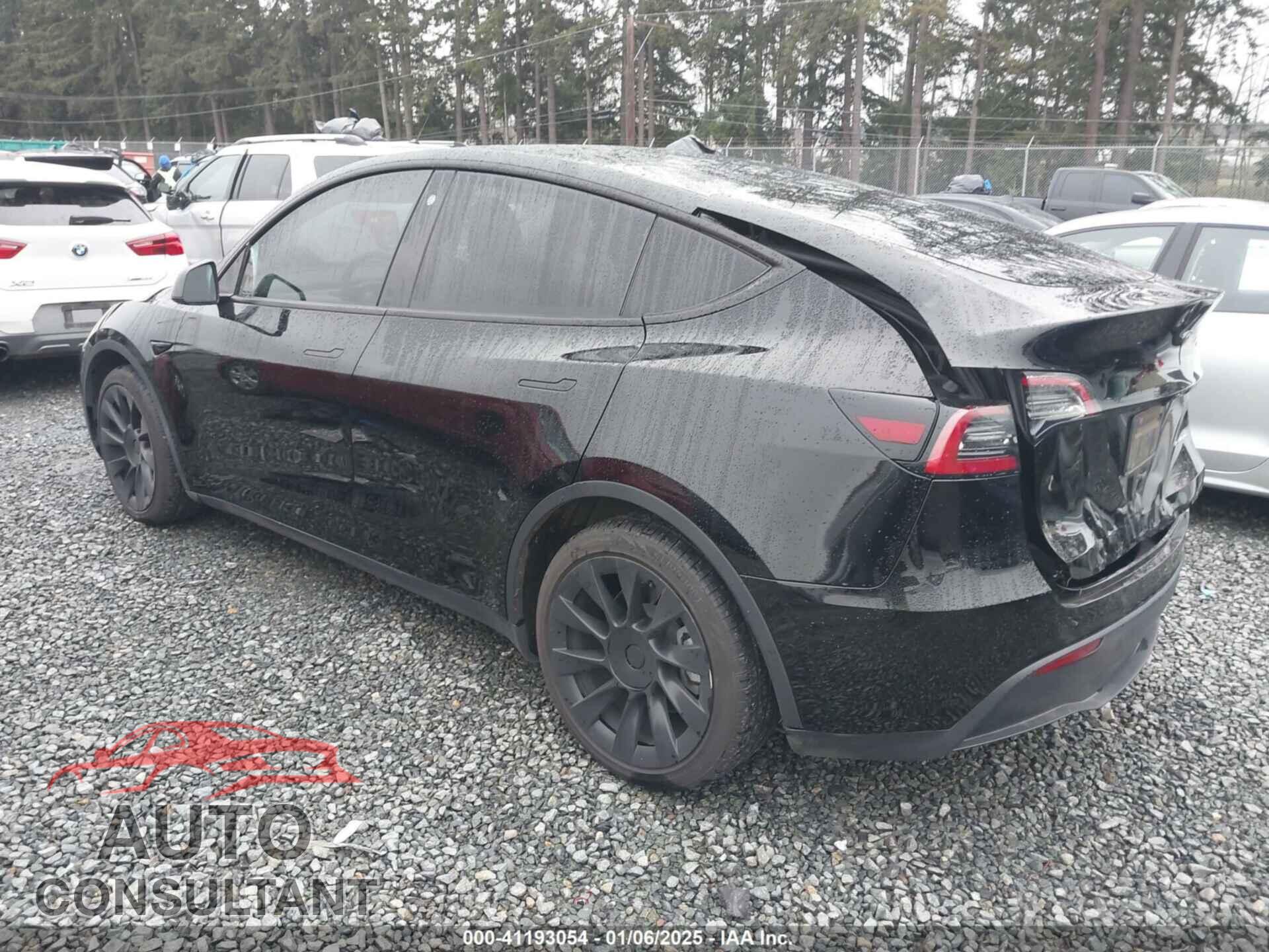 TESLA MODEL Y 2021 - 5YJYGDEE6MF239697