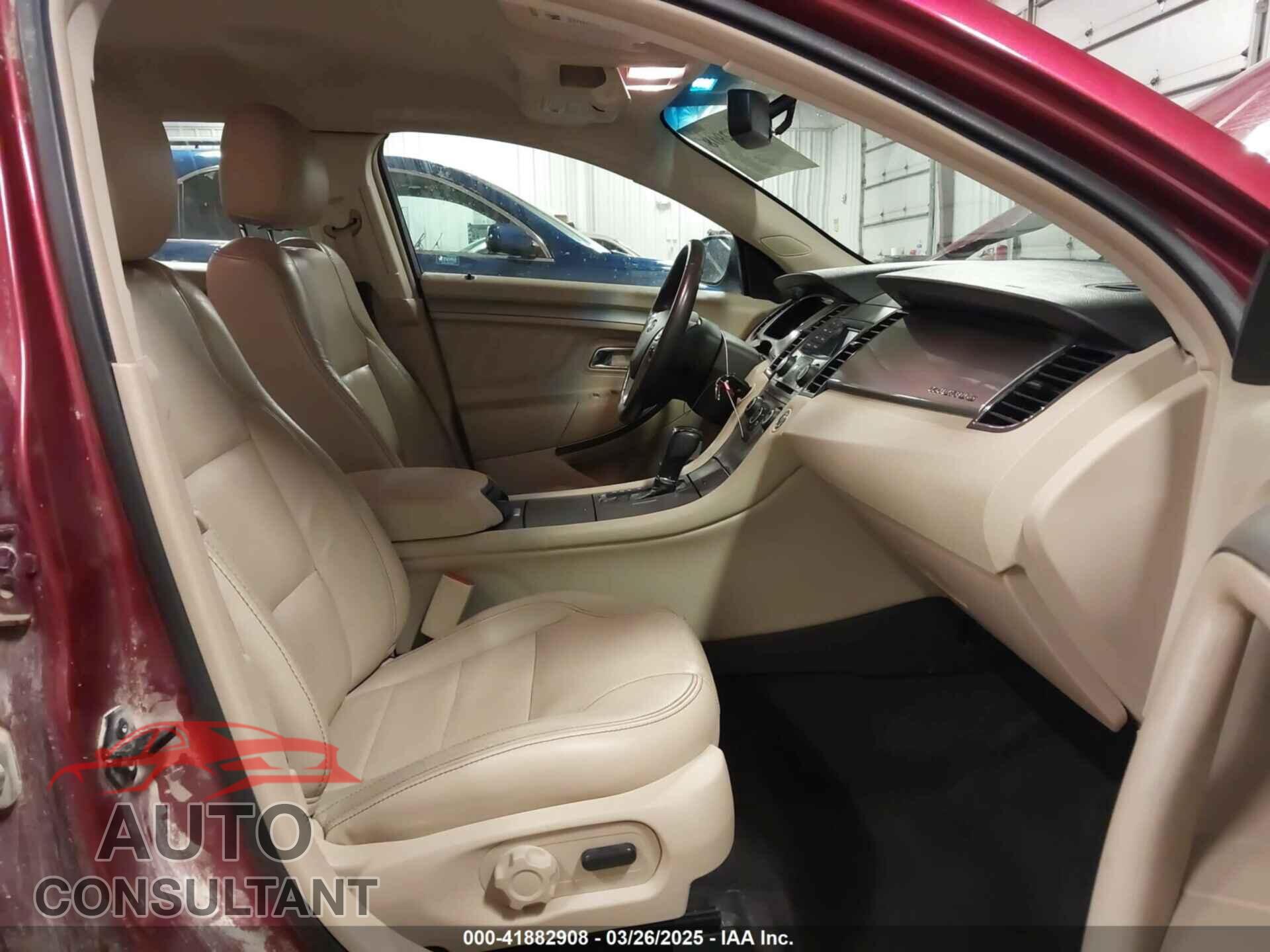 FORD TAURUS 2015 - 1FAHP2E80FG182829