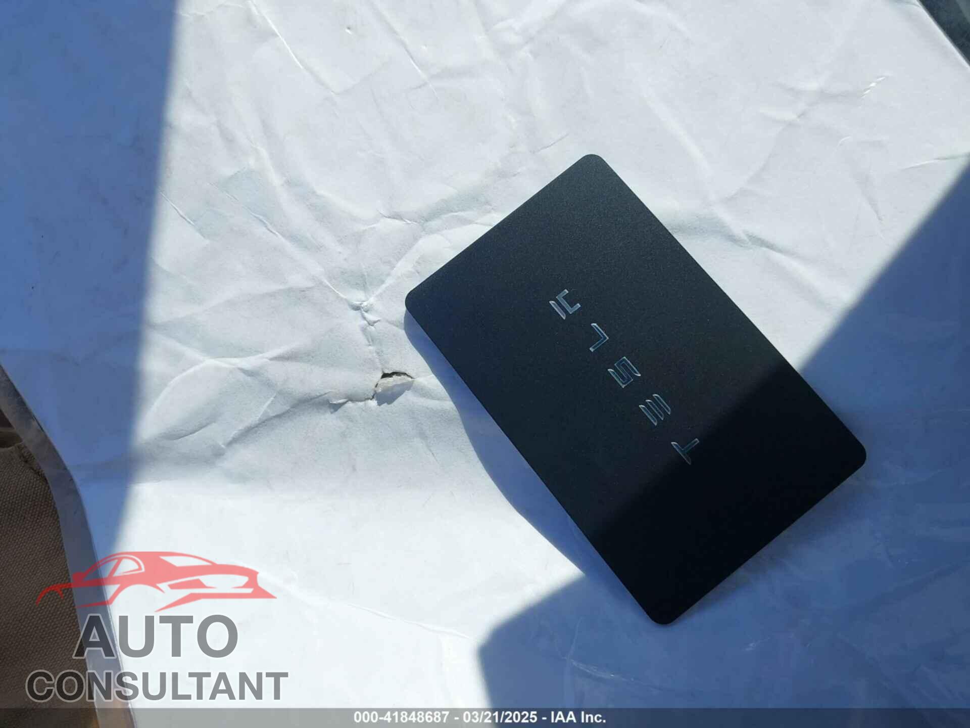 TESLA MODEL 3 2023 - 5YJ3E1EAXPF646809