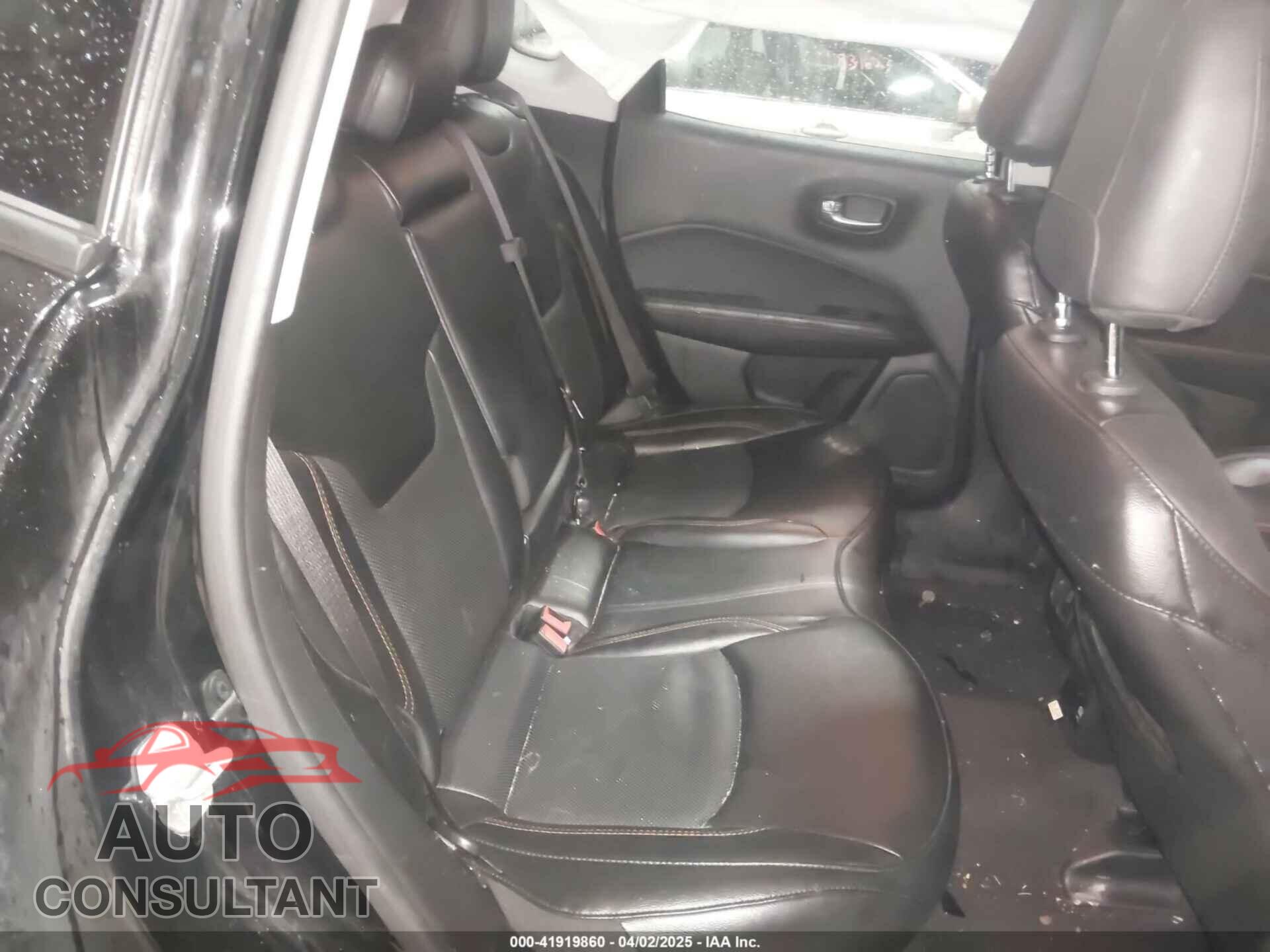 JEEP COMPASS 2020 - 3C4NJDCB7LT240340