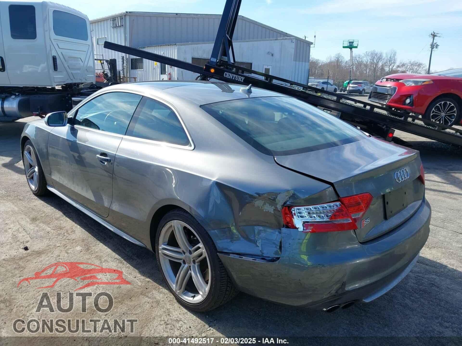 AUDI S5 2012 - WAUCVAFR1CA003754