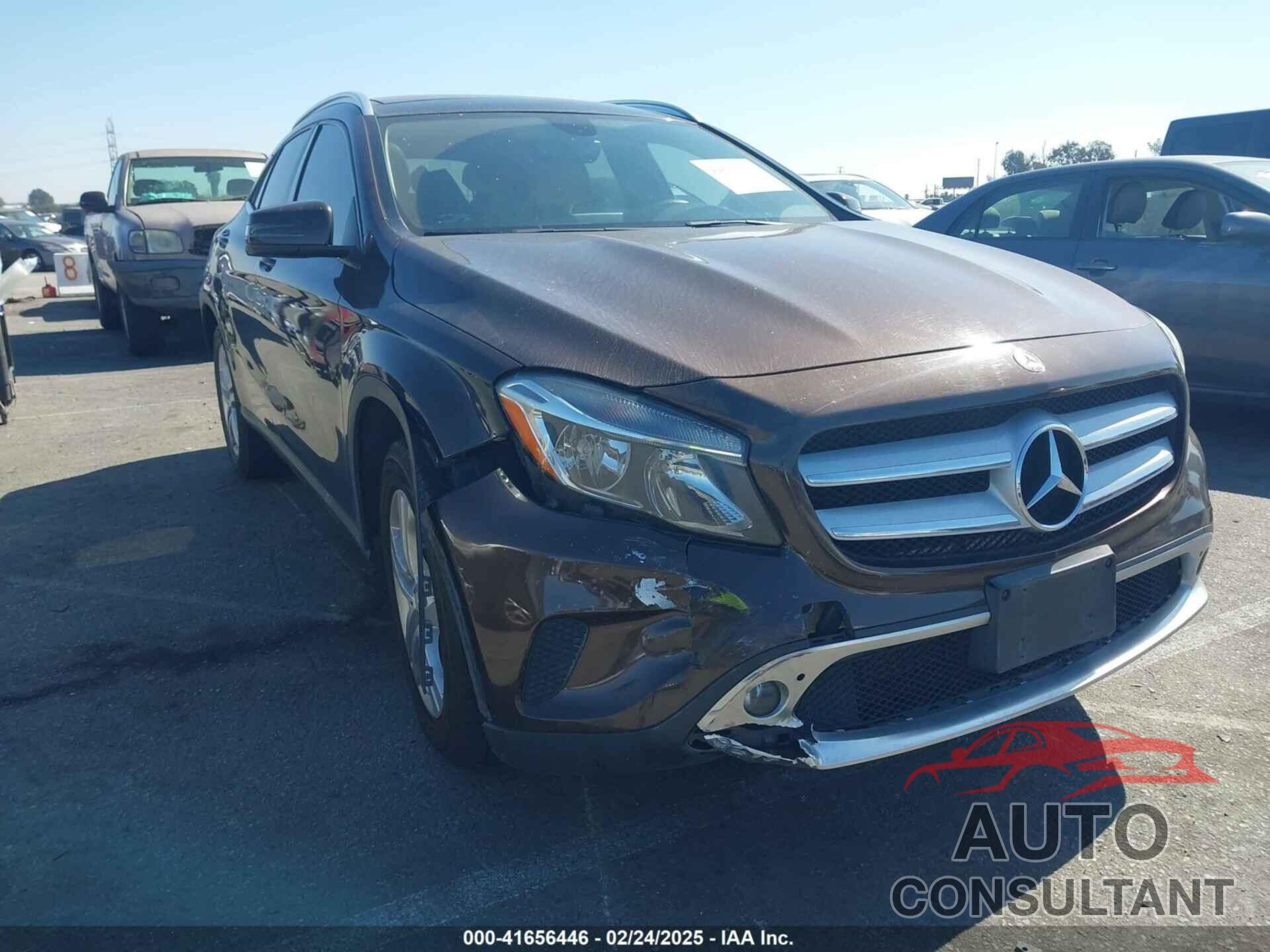 MERCEDES-BENZ GLA 250 2015 - WDCTG4EB6FJ153795