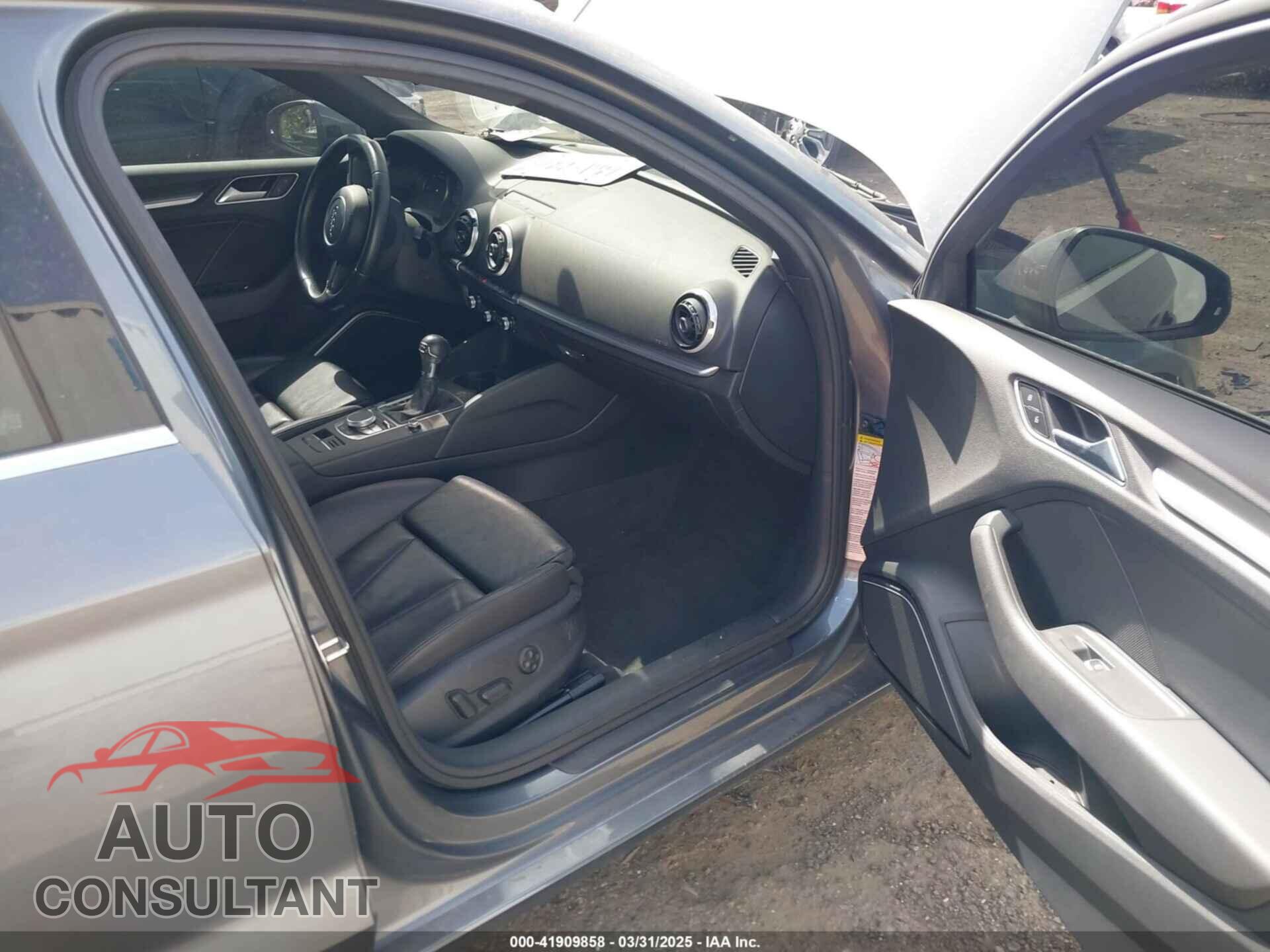 AUDI A3 2015 - WAUCJGFF4F1078134