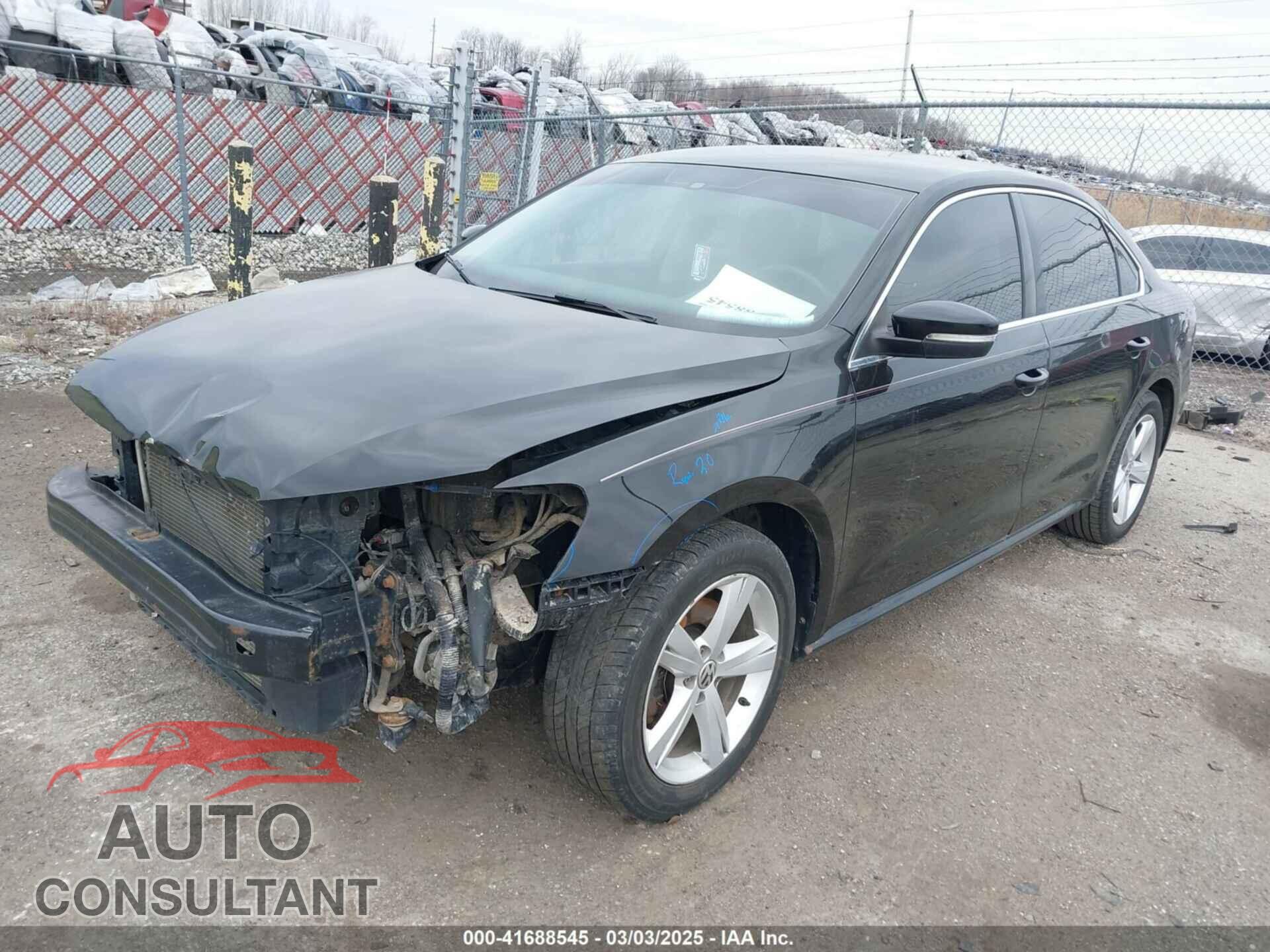 VOLKSWAGEN PASSAT 2014 - 1VWAT7A35EC044088
