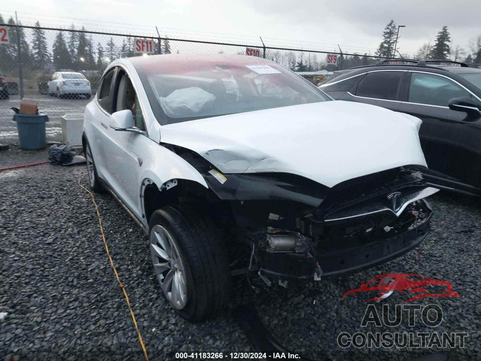 TESLA MODEL X 2016 - 5YJXCBE27GF011102