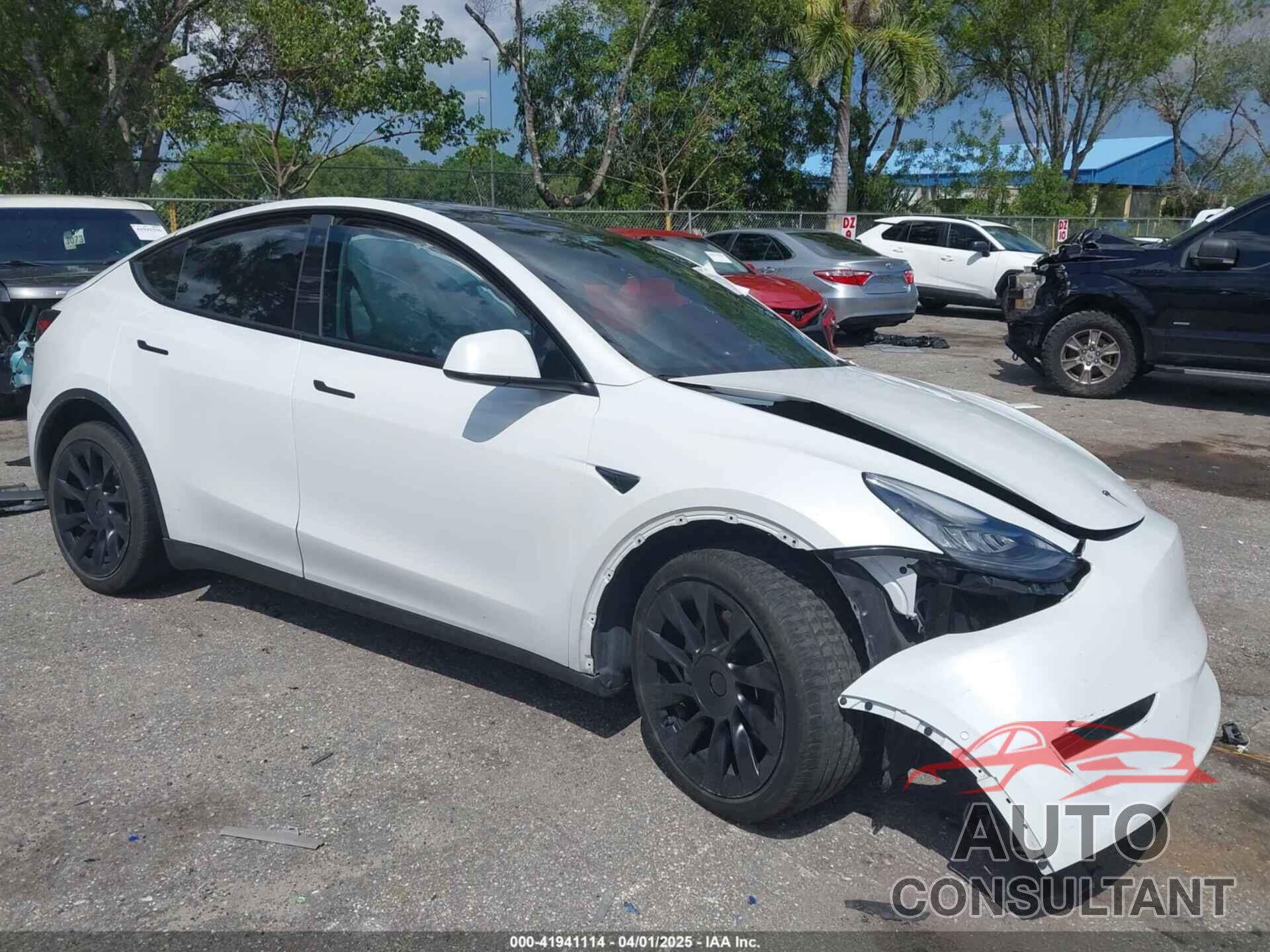 TESLA MODEL Y 2022 - 7SAYGDEE0NF423327