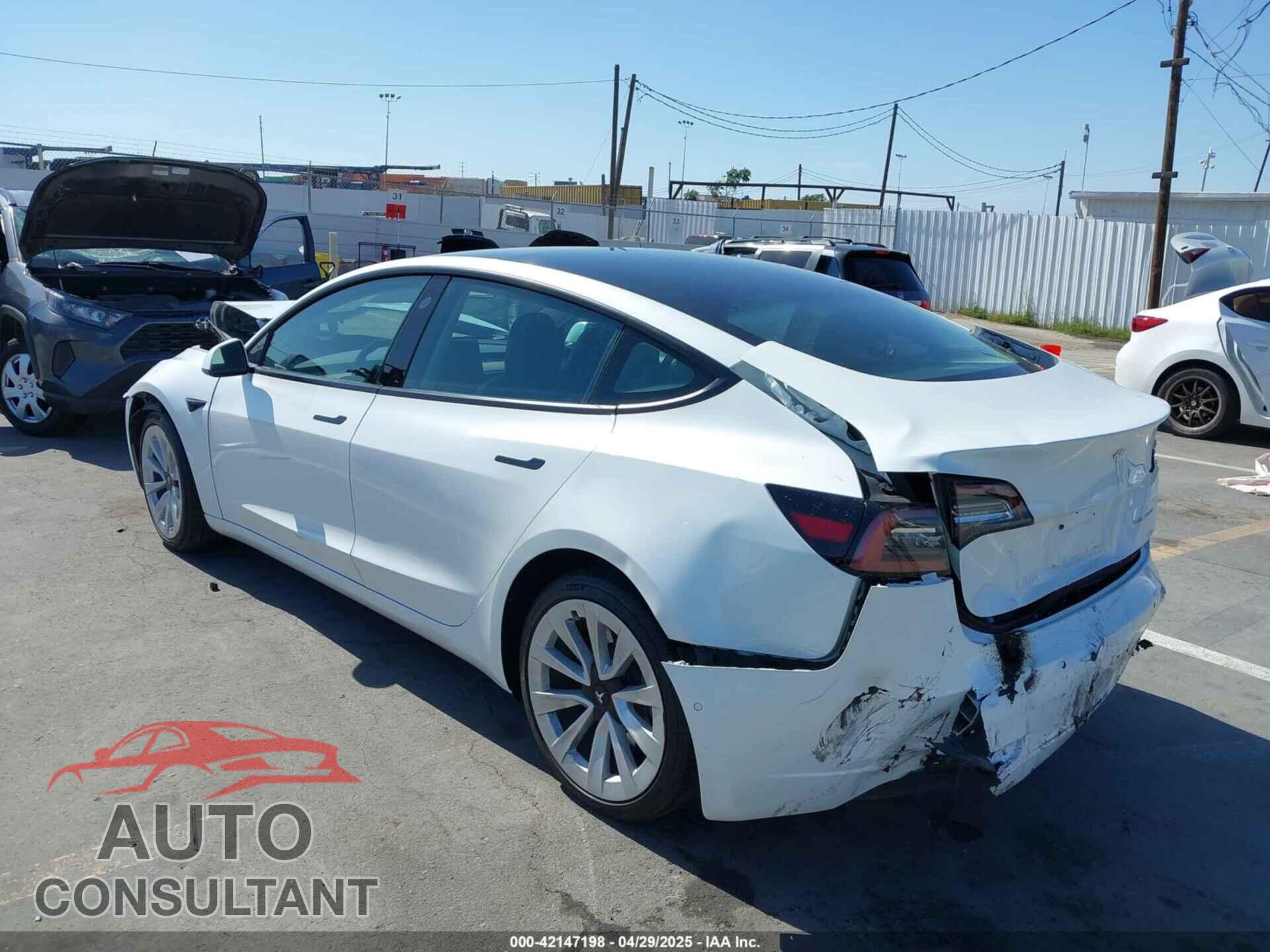 TESLA MODEL 3 2022 - 5YJ3E1EB8NF127361