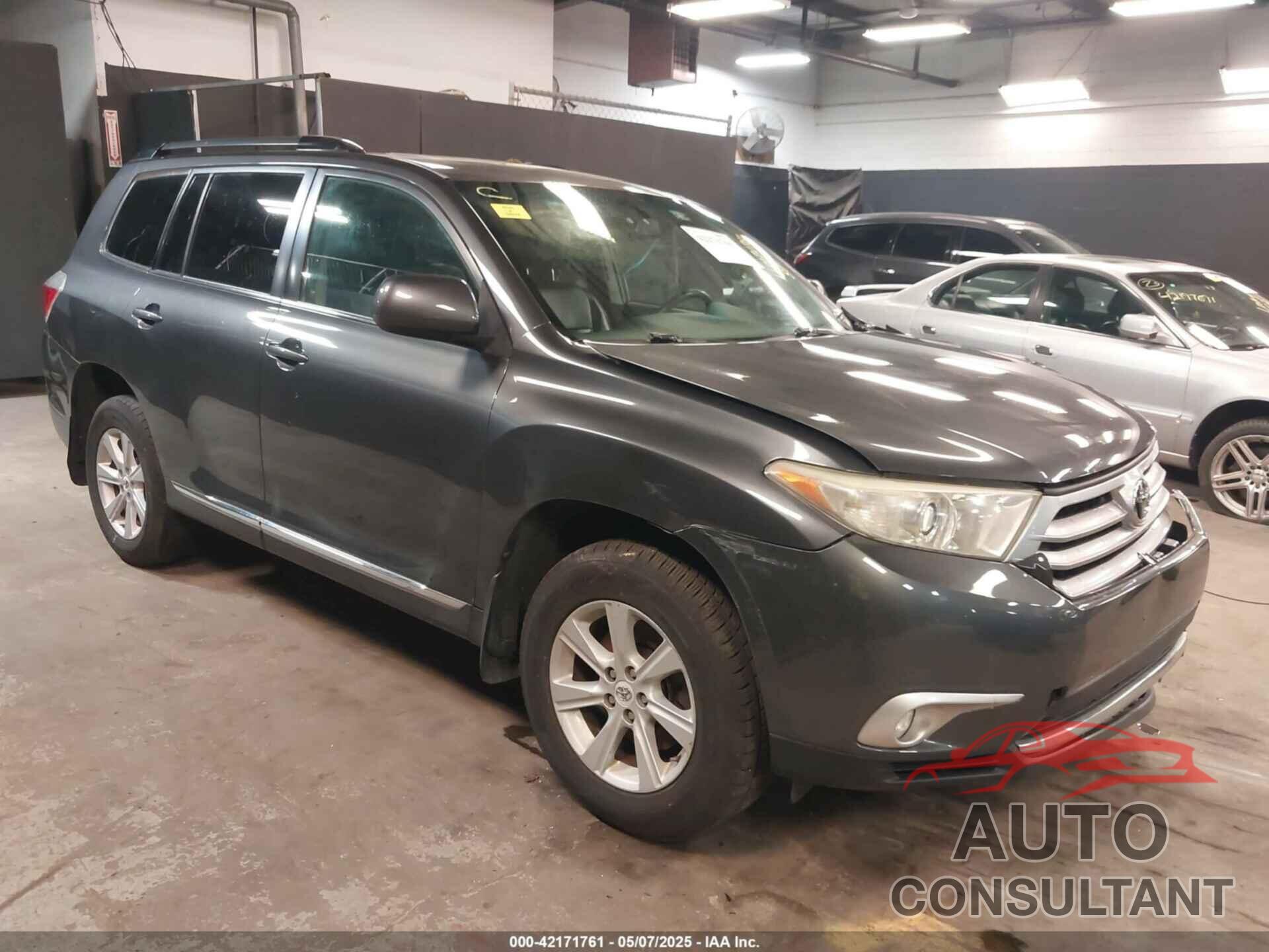 TOYOTA HIGHLANDER 2012 - 5TDBK3EH8CS153455