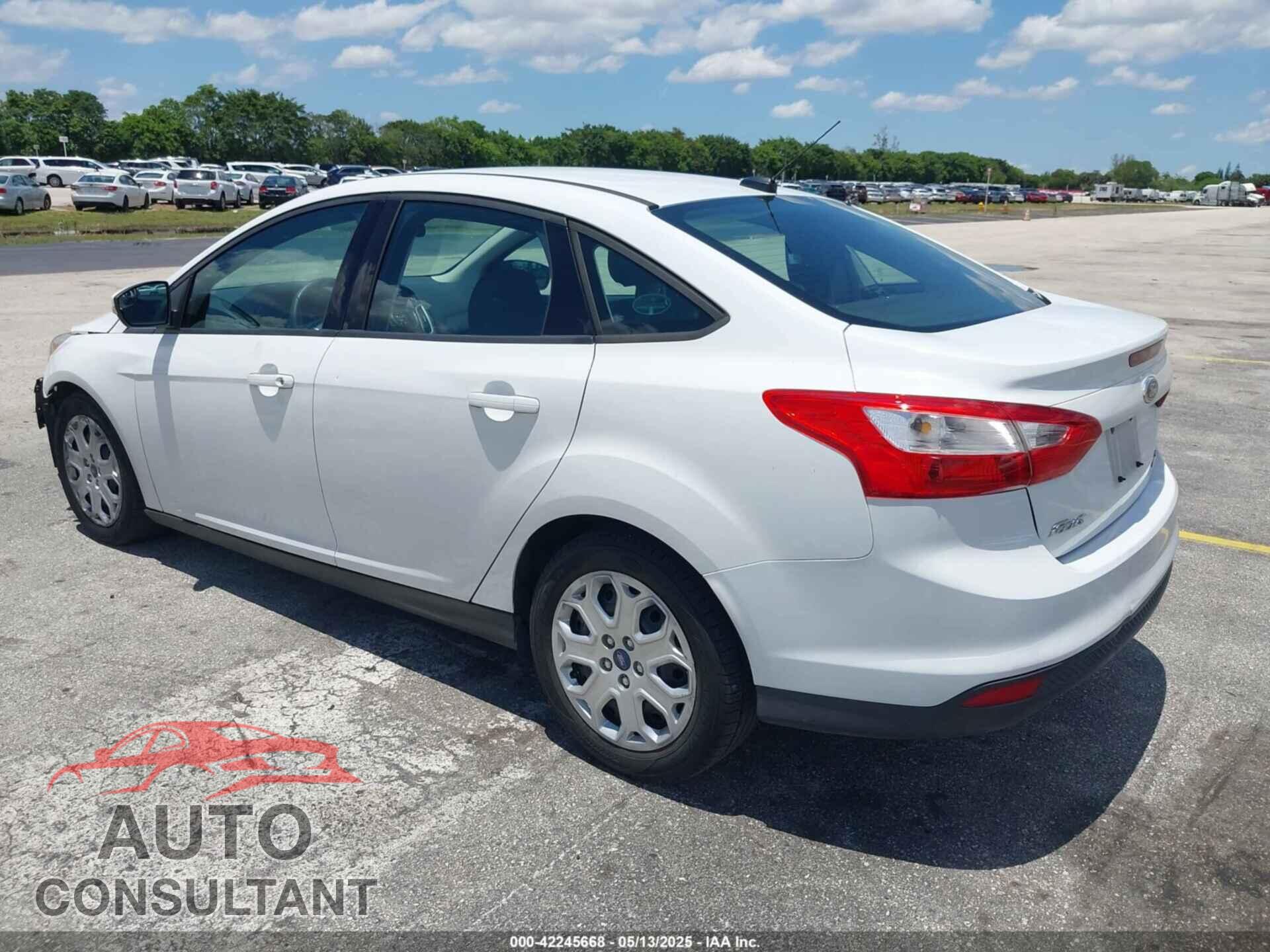 FORD FOCUS 2014 - 1FADP3F20EL356130