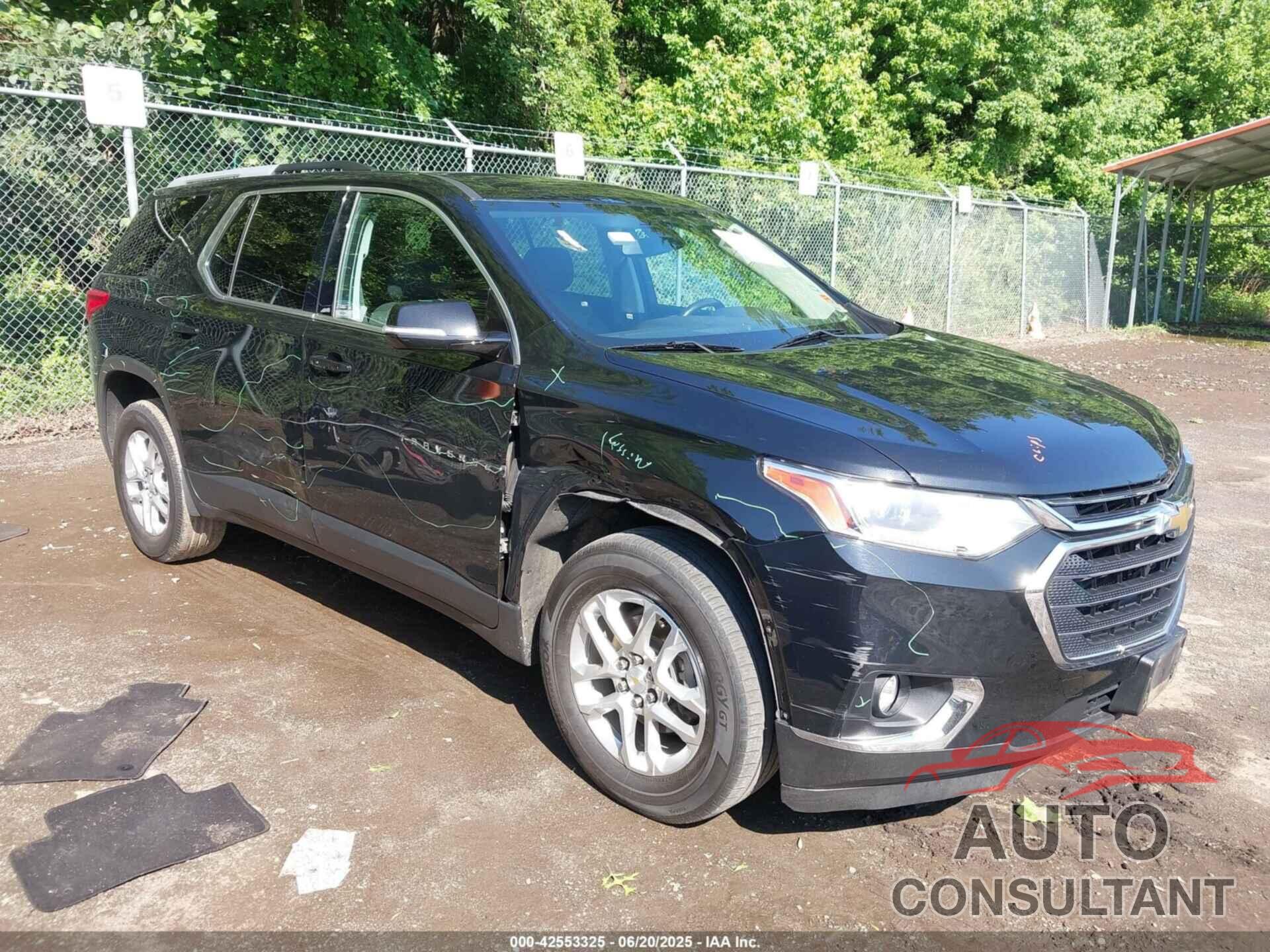 CHEVROLET TRAVERSE 2018 - 1GNERGKW9JJ278310