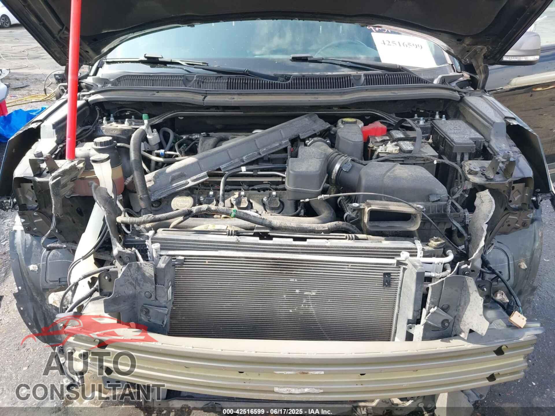 FORD EXPLORER 2018 - 1FM5K7D82JGB75136