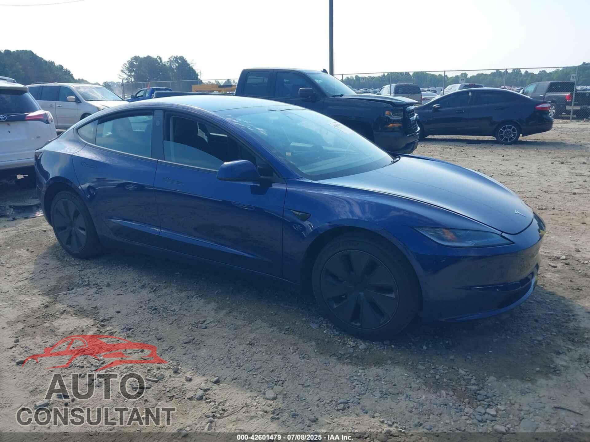 TESLA MODEL 3 2024 - 5YJ3E1EA7RF824954