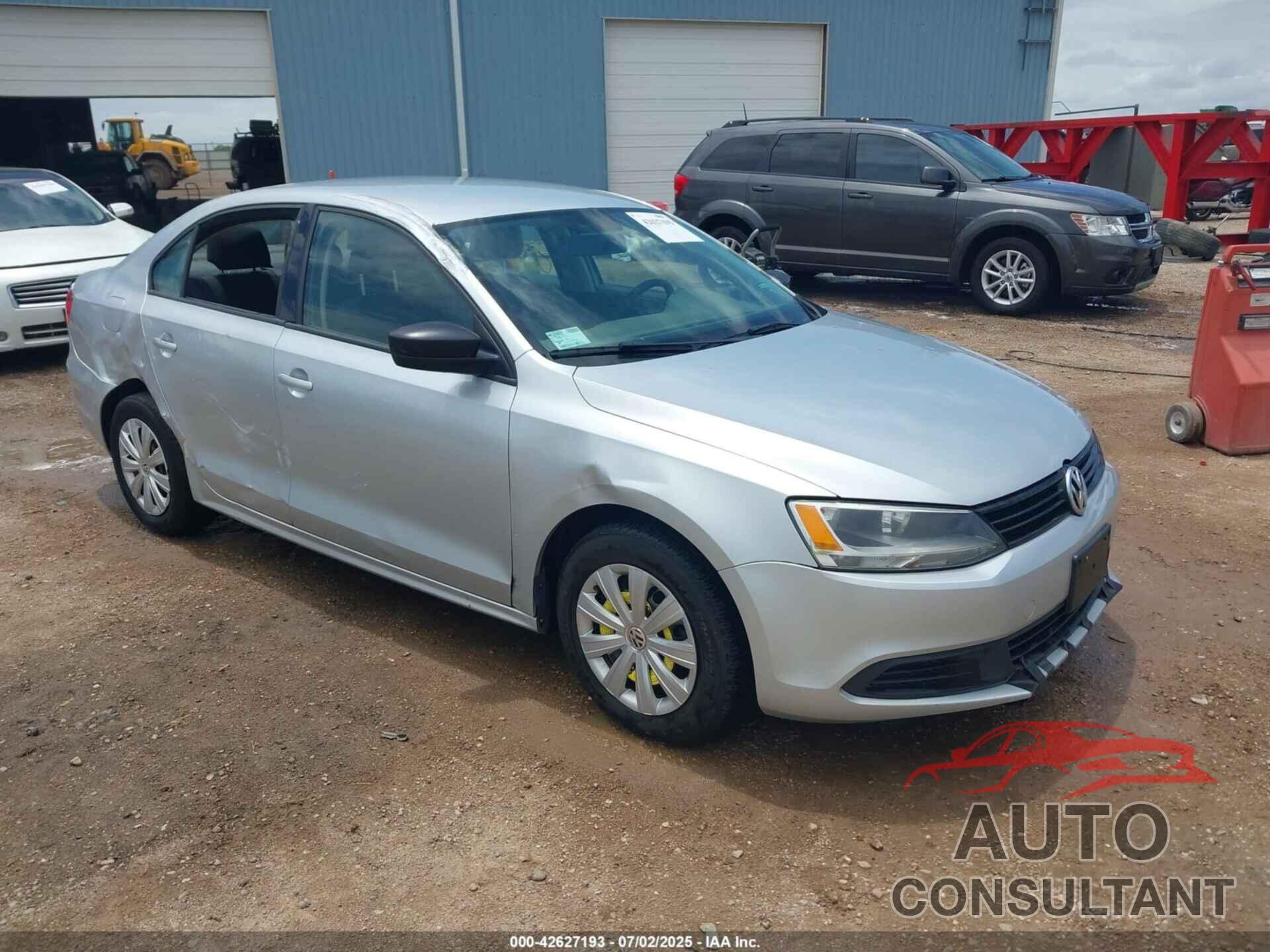 VOLKSWAGEN JETTA 2013 - 3VW2K7AJ4DM410383