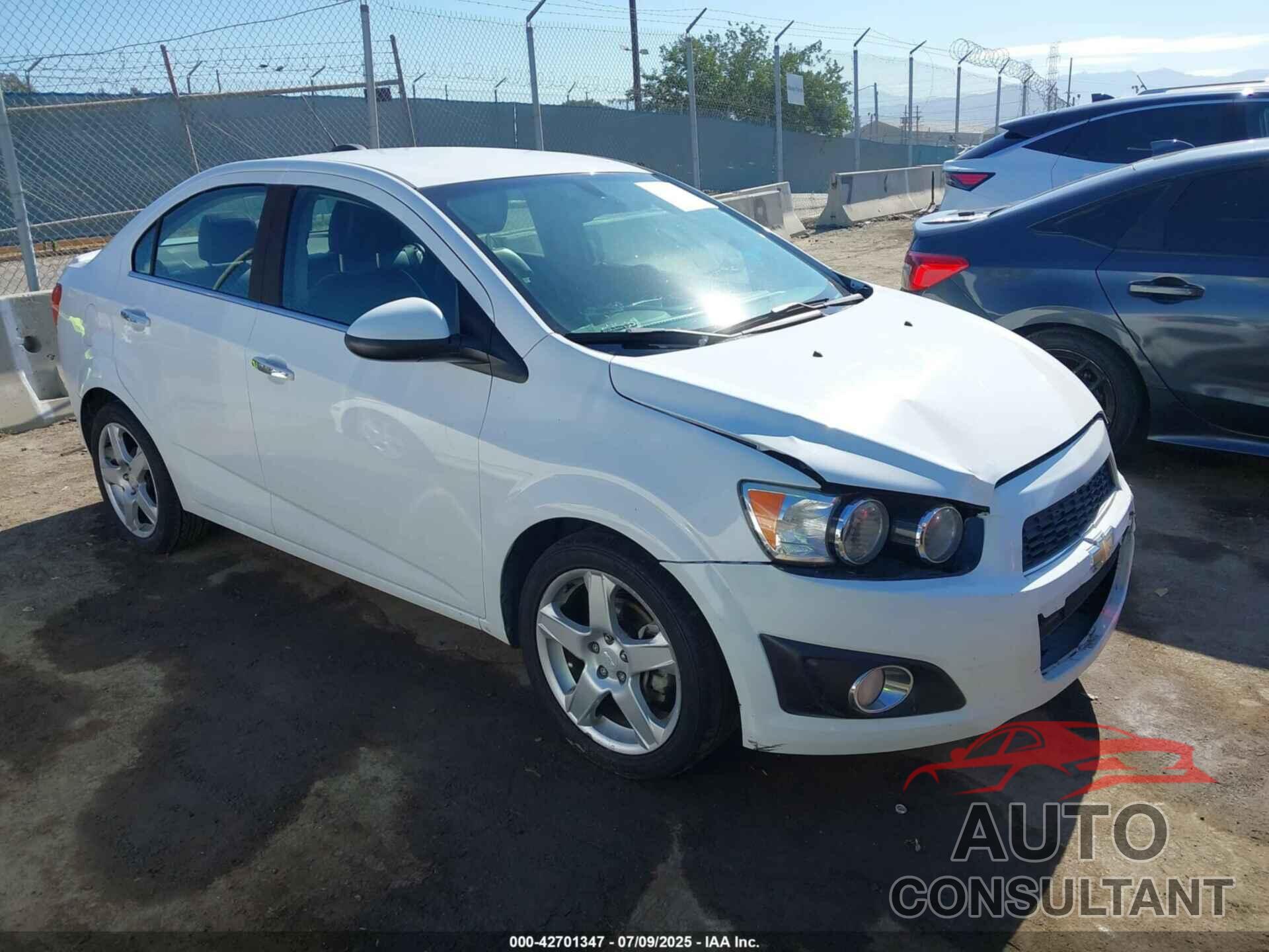 CHEVROLET SONIC 2016 - 1G1JE5SB6G4146352