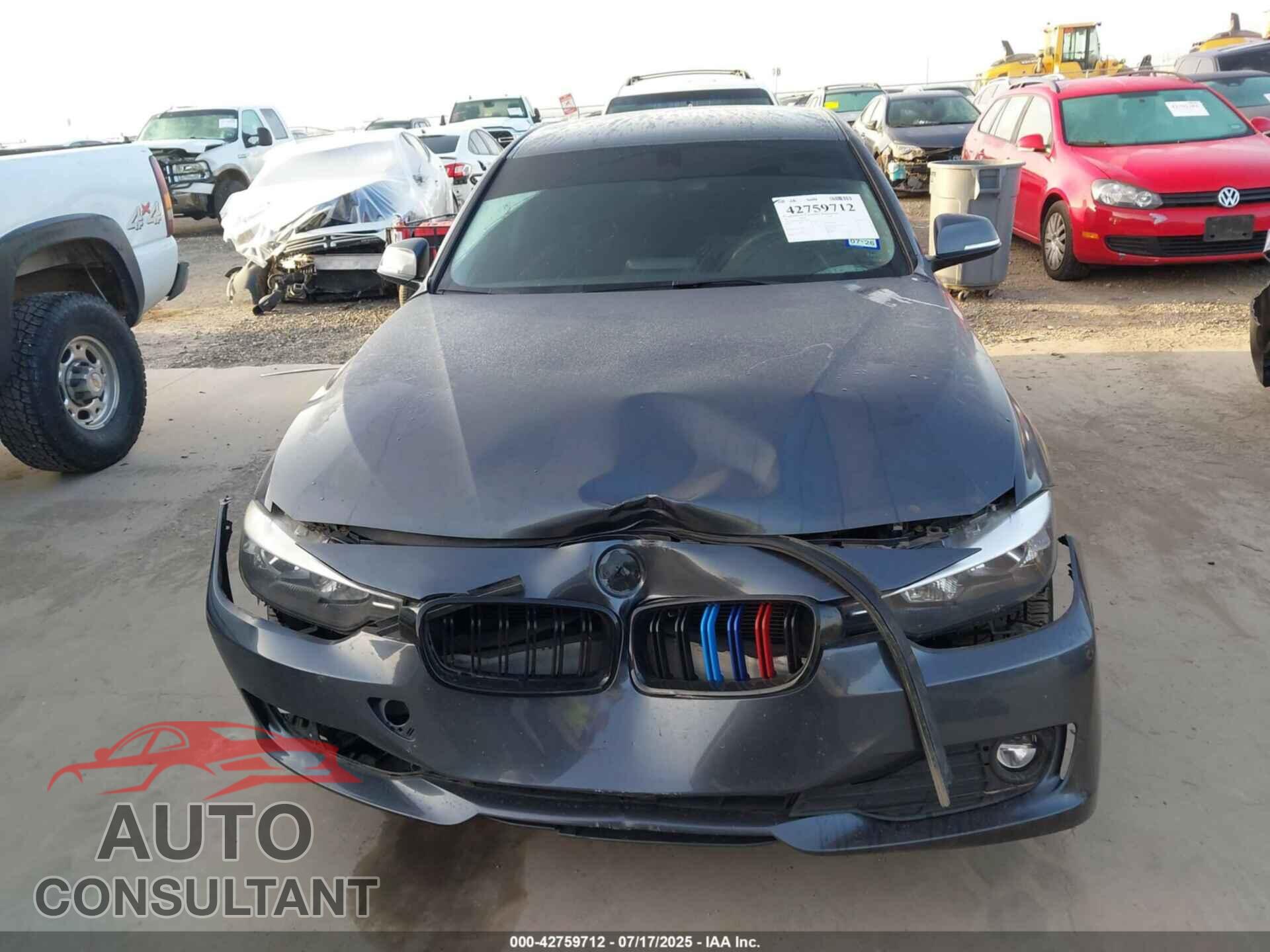 BMW 320 2015 - WBA3B1C50FK138426