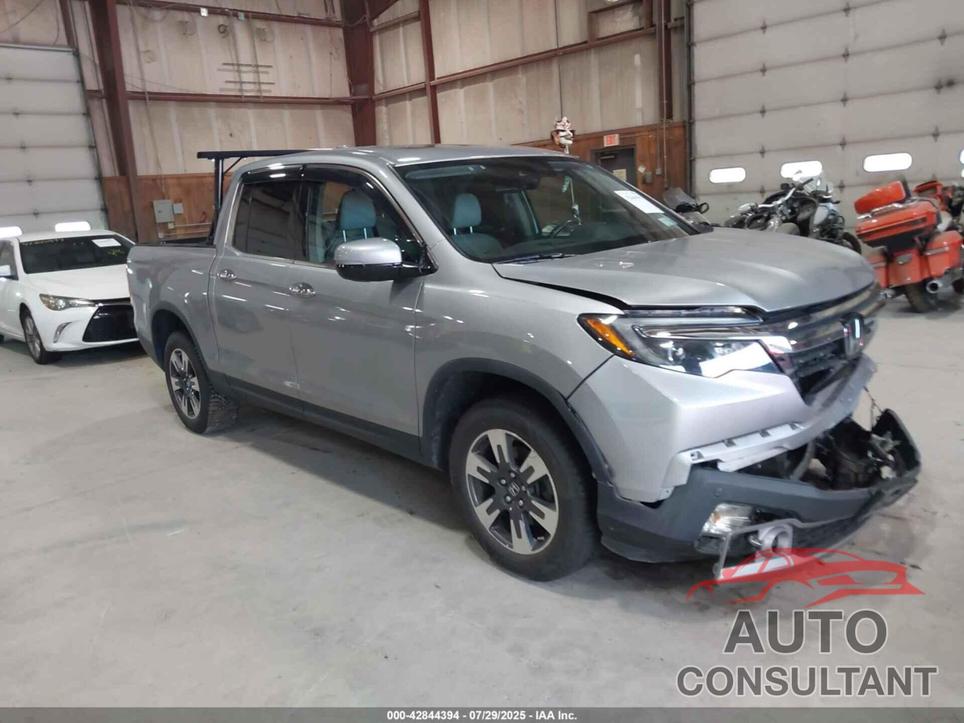 HONDA RIDGELINE 2017 - 5FPYK3F7XHB022885
