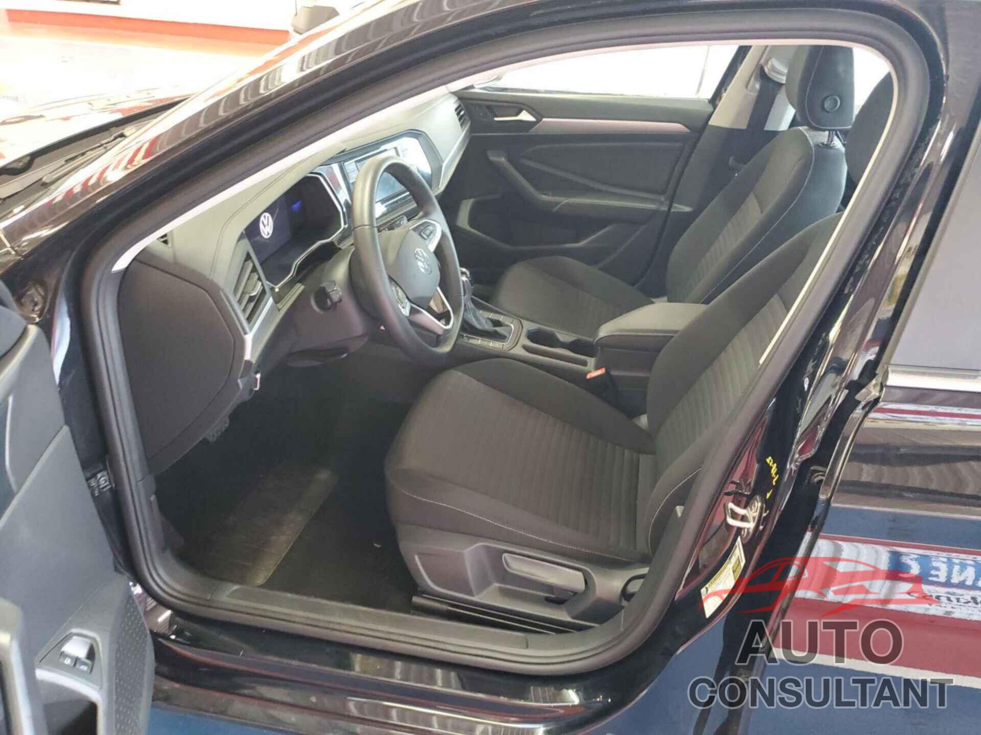 VOLKSWAGEN JETTA 2024 - 3VW5M7BU0RM046048
