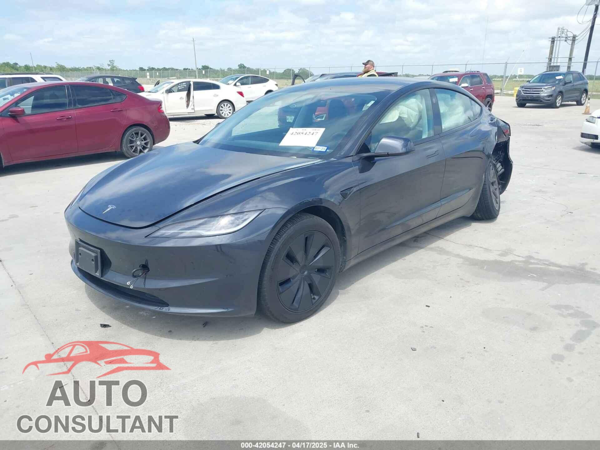 TESLA MODEL 3 2024 - 5YJ3E1EA2RF763254