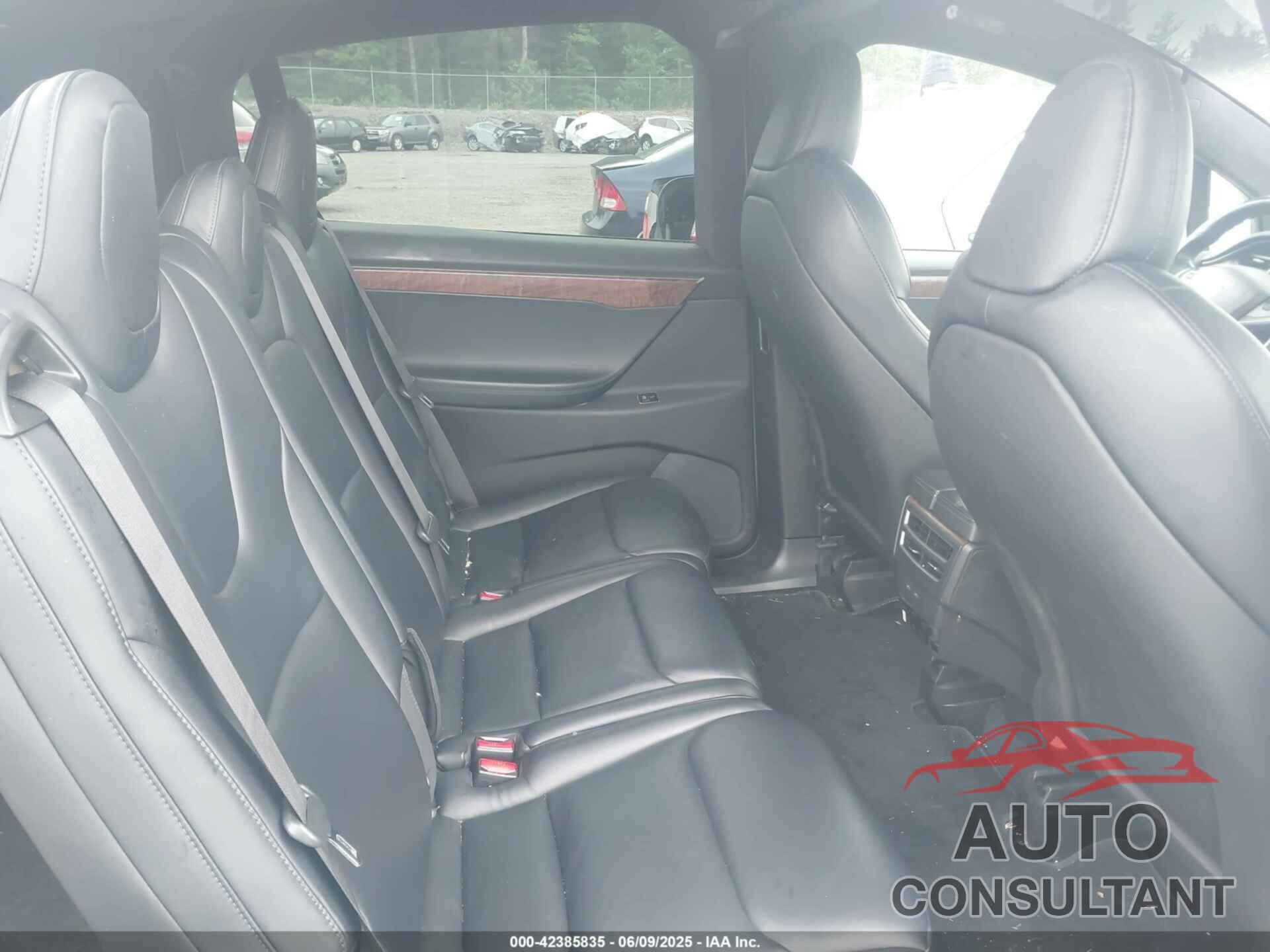 TESLA MODEL X 2021 - 5YJXCDE24MF322574