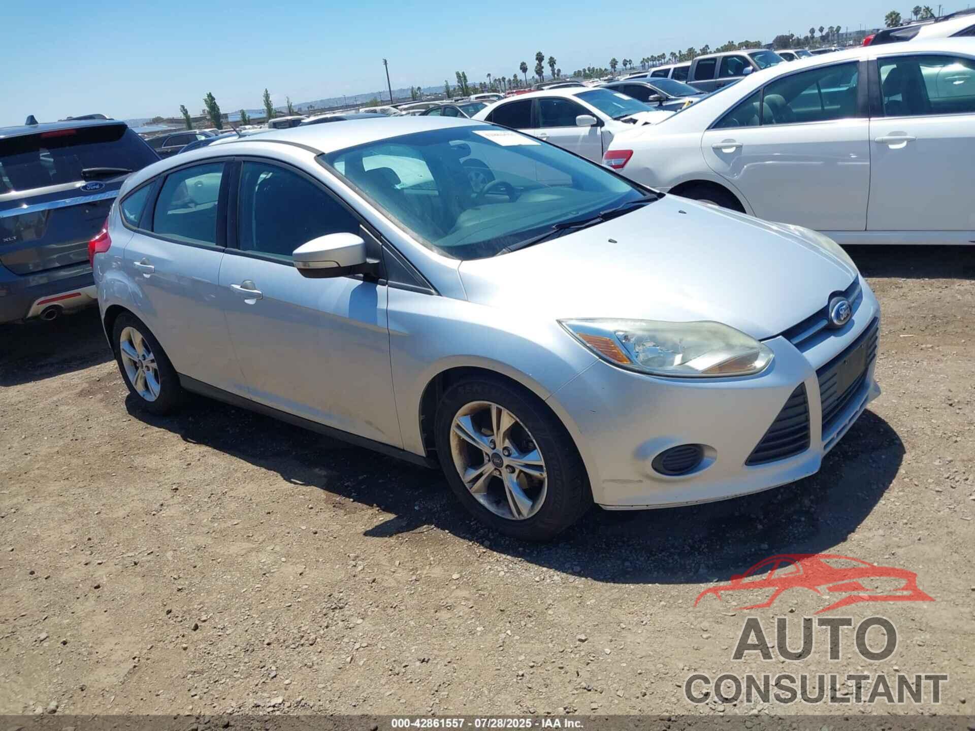 FORD FOCUS 2014 - 1FADP3K22EL200547