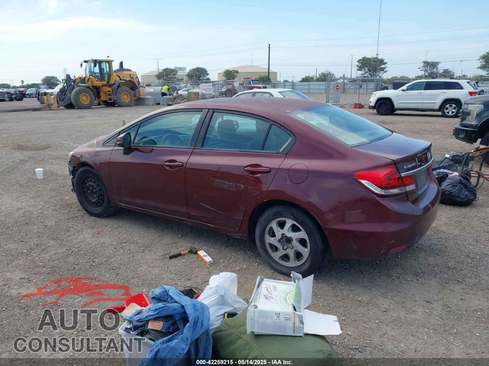 HONDA CIVIC 2013 - 2HGFB2F55DH599631