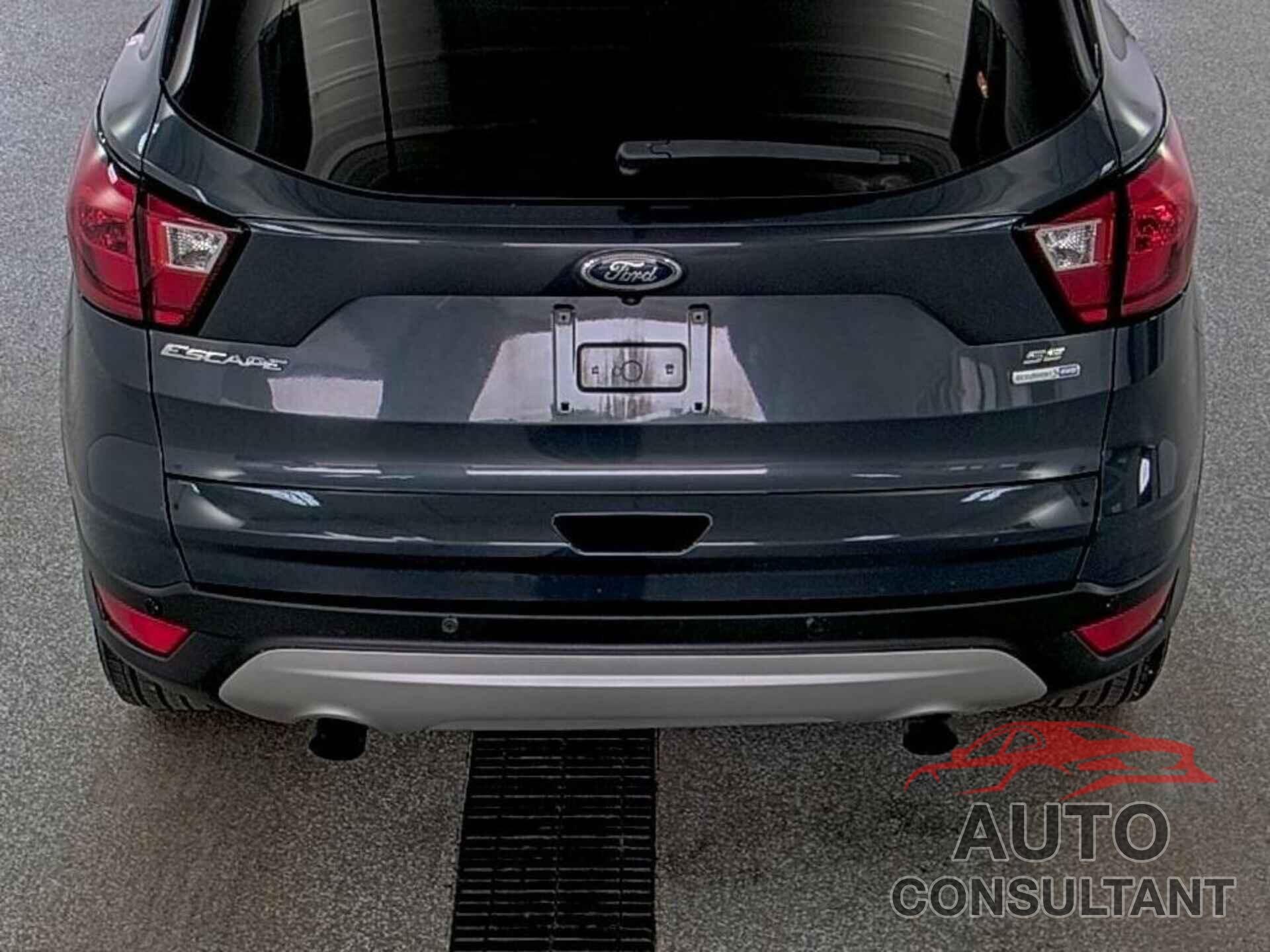 FORD ESCAPE 2019 - 1FMCU9GD9KUA54757