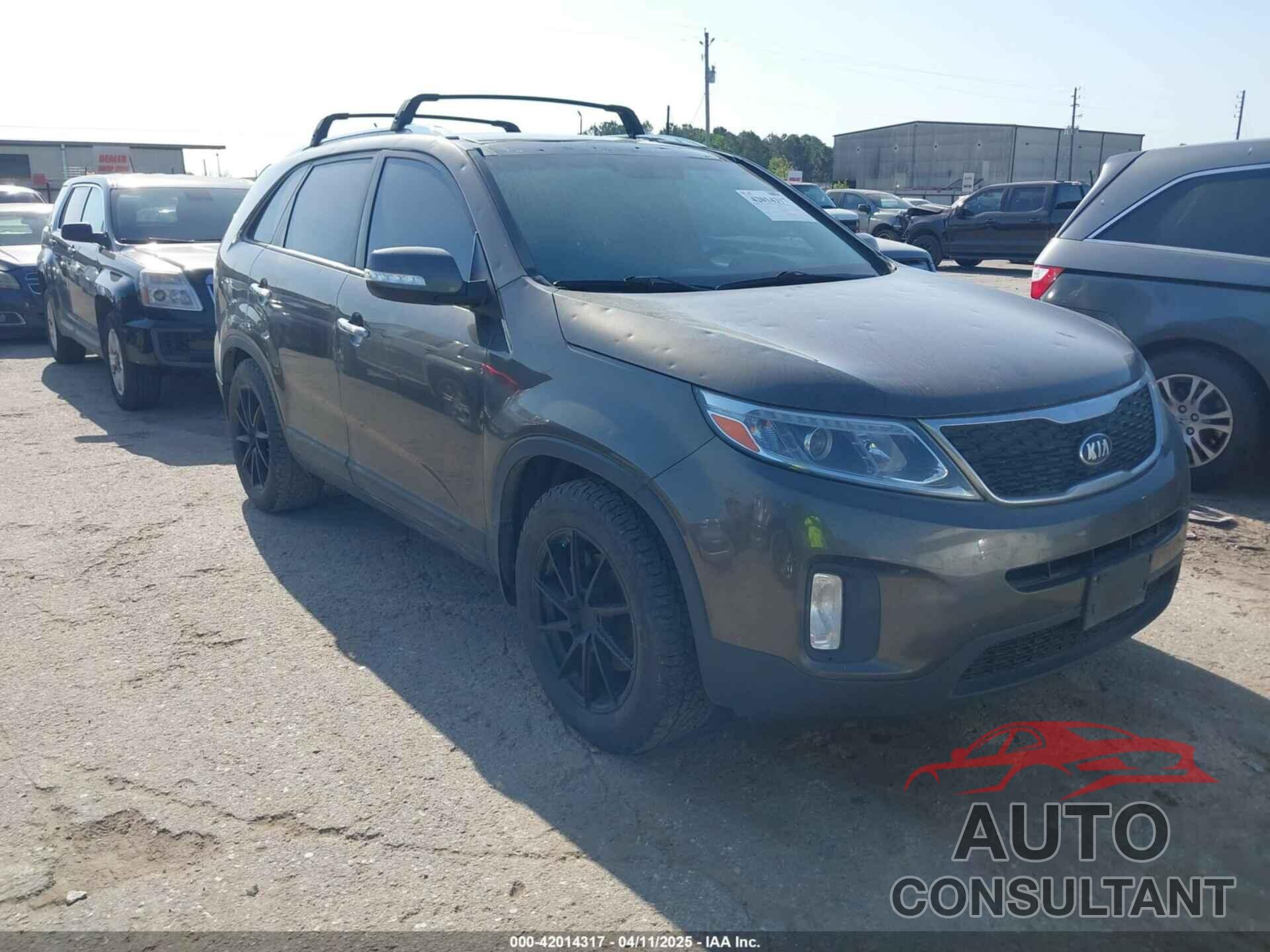 KIA SORENTO 2015 - 5XYKU4A77FG555269