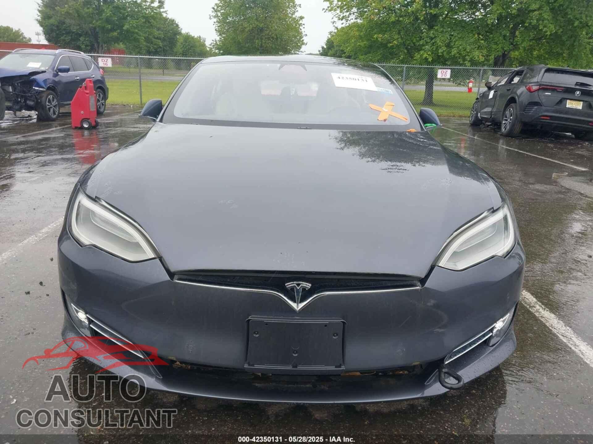 TESLA MODEL S 2020 - 5YJSA1E21LF413251