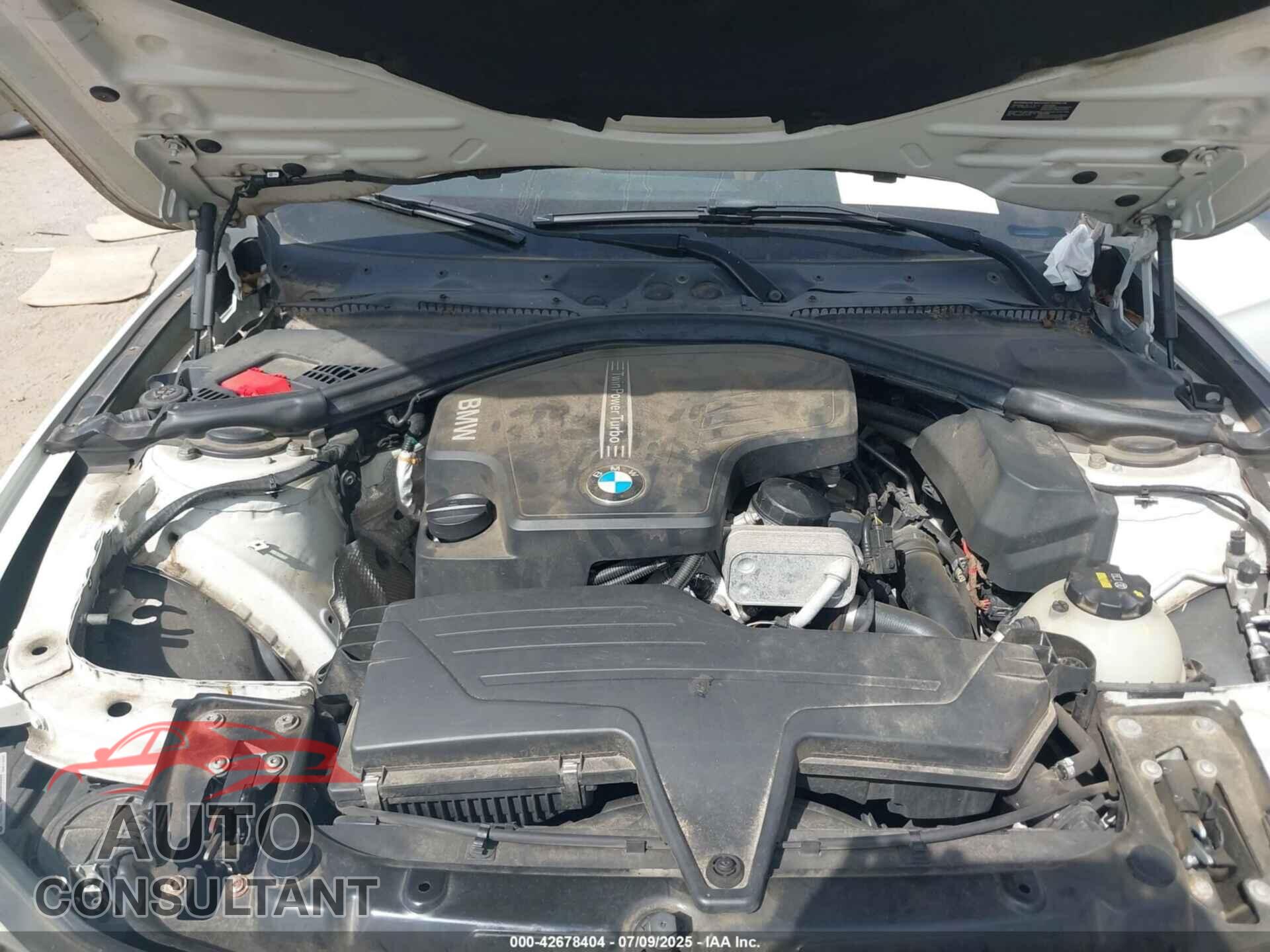 BMW 320I 2015 - WBA3C3C58FK201748