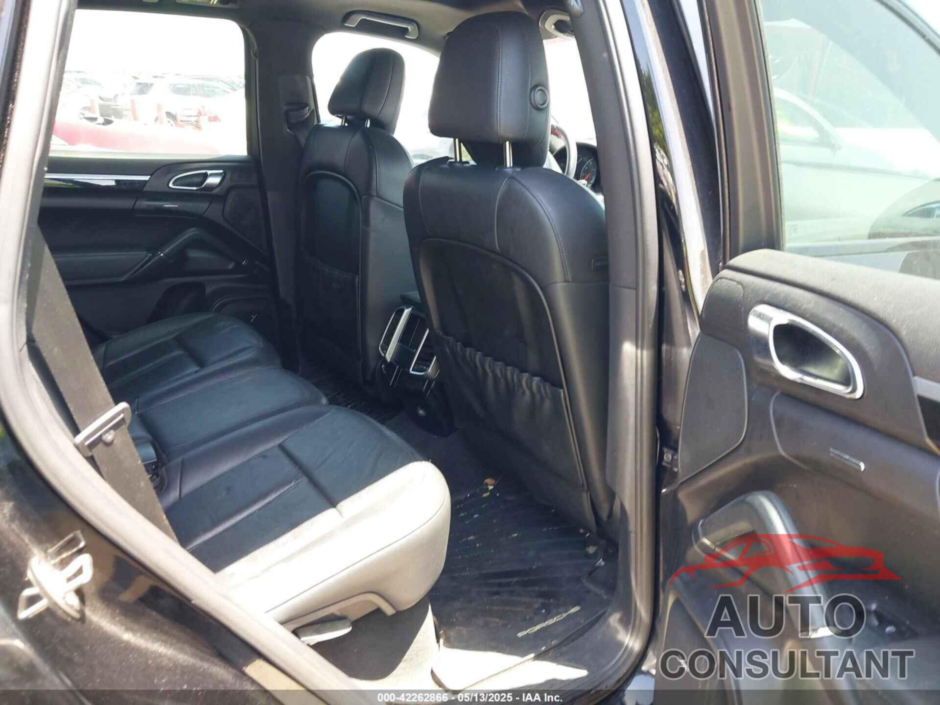 PORSCHE CAYENNE 2012 - WP1AA2A26CLA06173