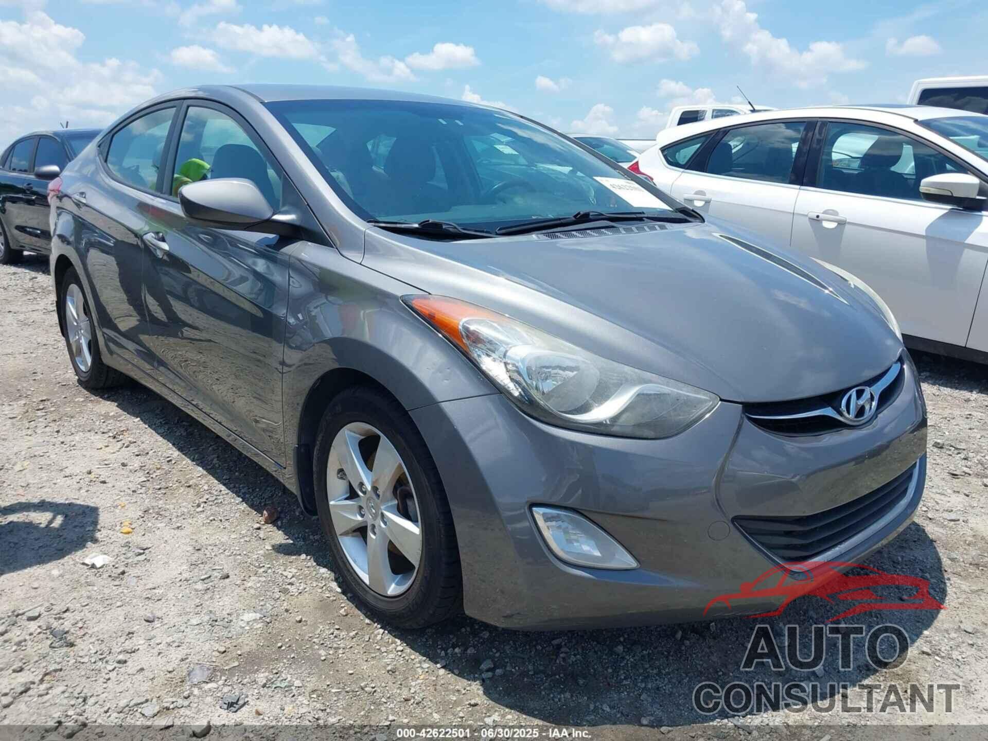 HYUNDAI ELANTRA 2013 - 5NPDH4AE3DH212363