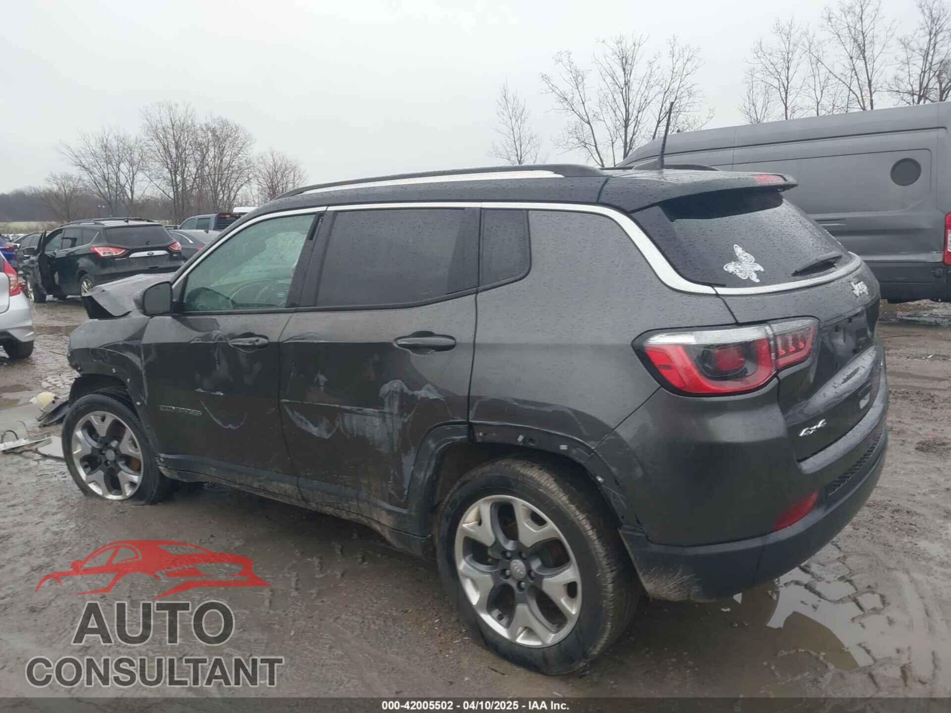 JEEP COMPASS 2018 - 3C4NJDCB6JT201543