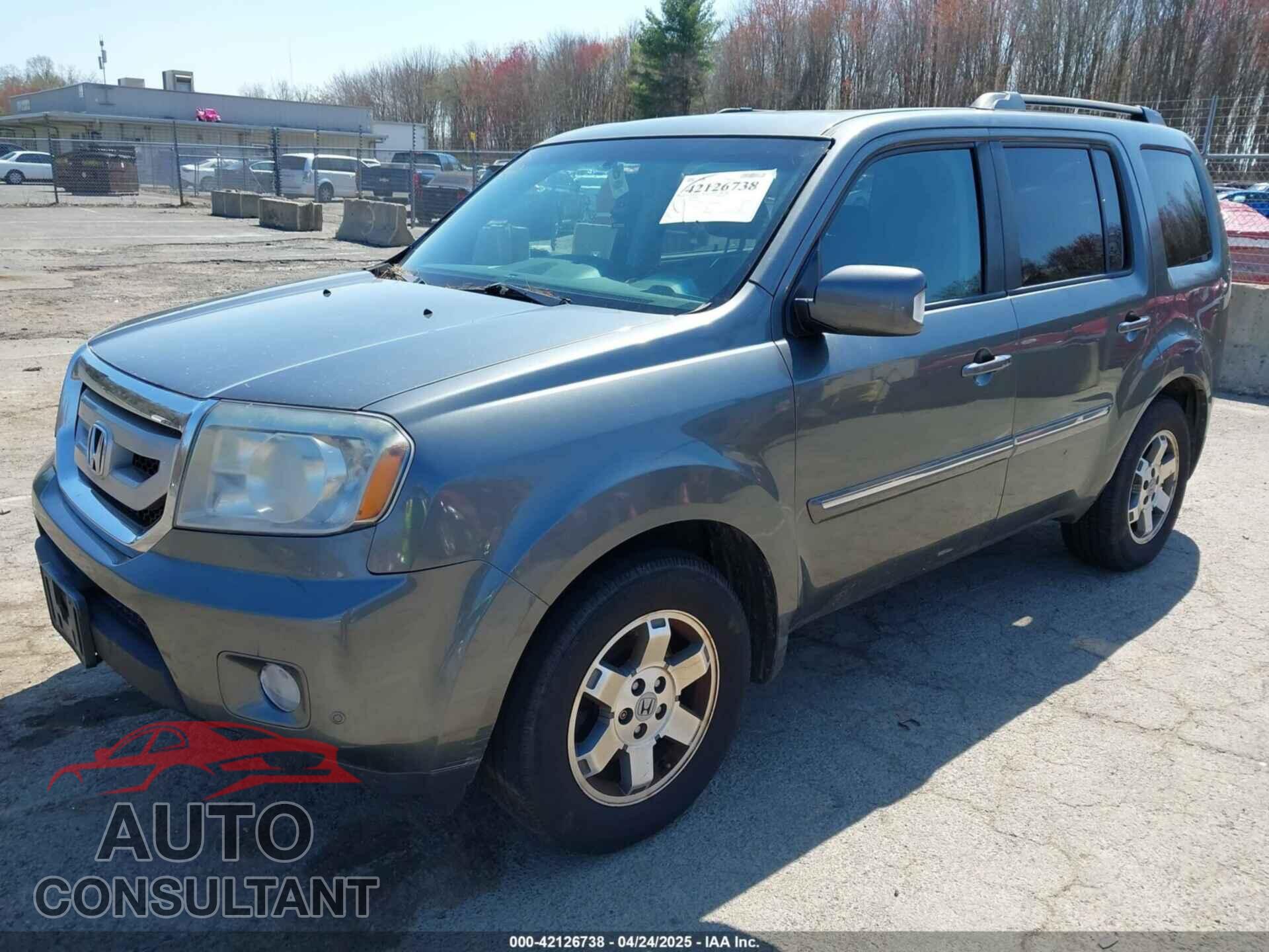 HONDA PILOT 2011 - 5FNYF4H94BB035415