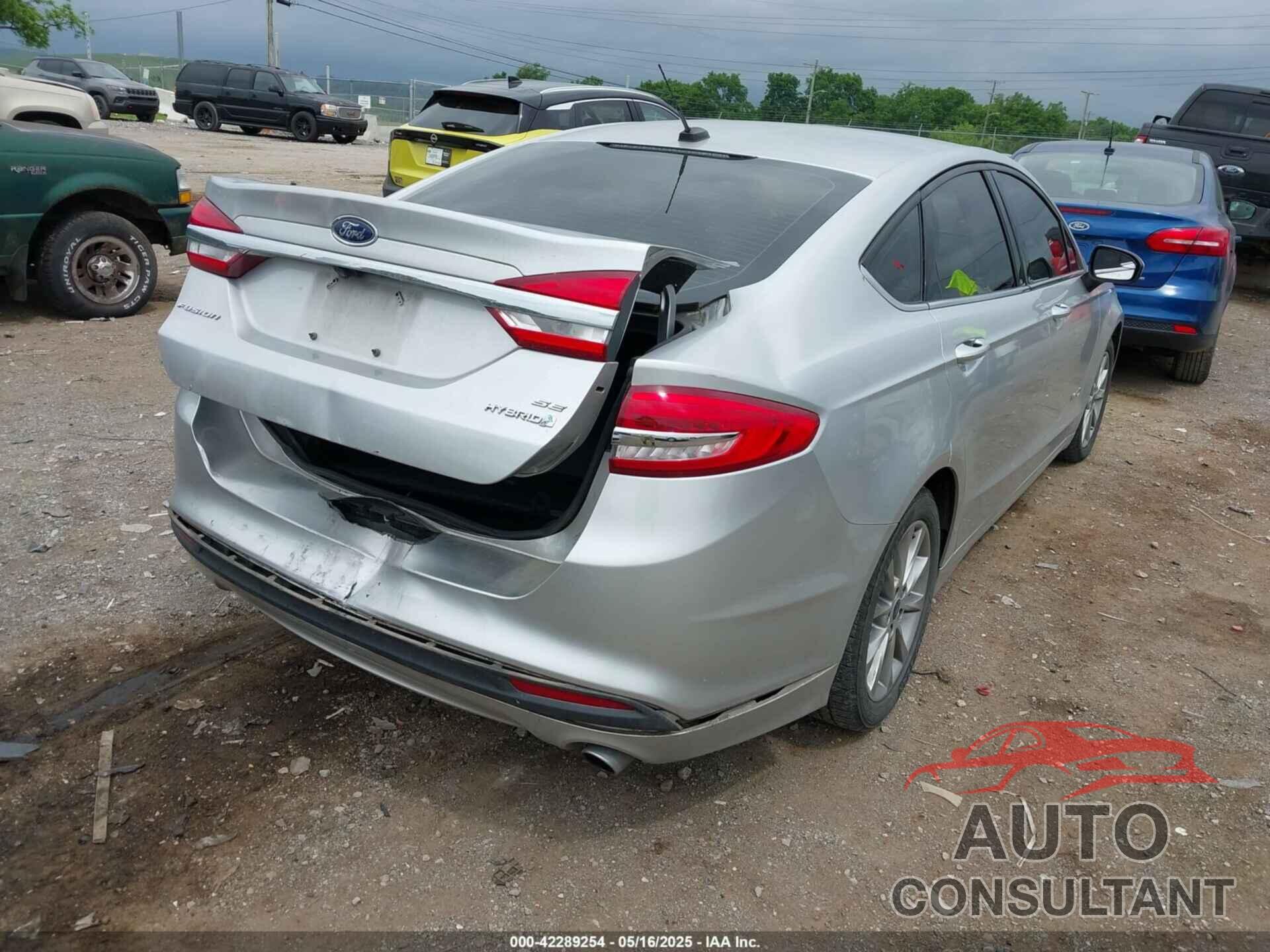 FORD FUSION HYBRID 2017 - 3FA6P0LU6HR357026