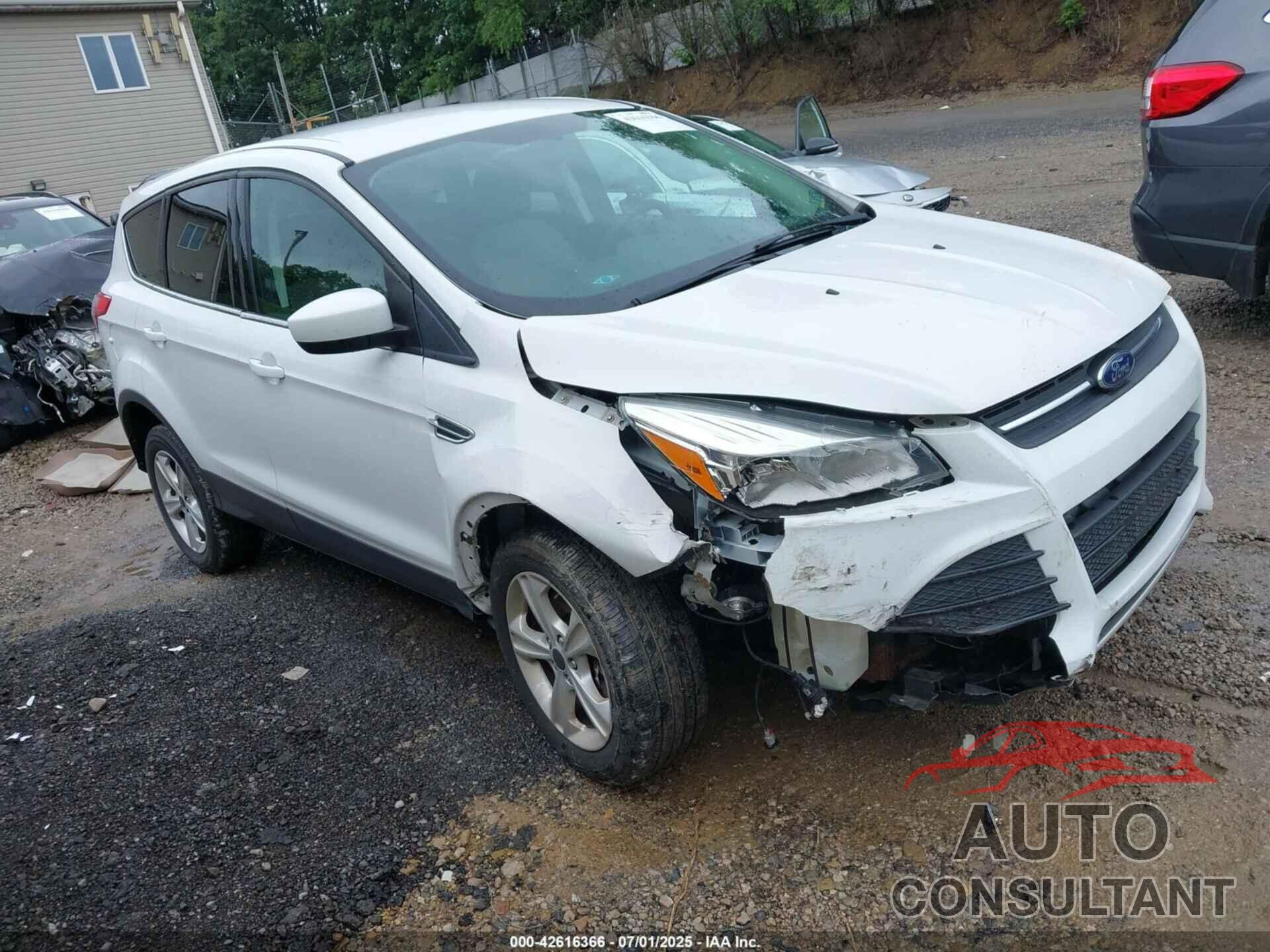 FORD ESCAPE 2015 - 1FMCU9GX2FUA24354