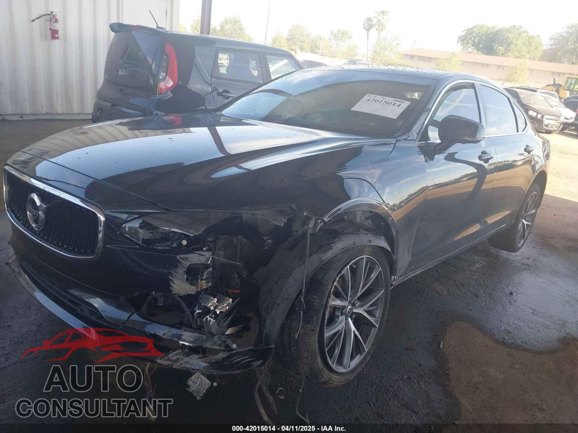 VOLVO S90 2018 - LVY992MK2JP024743