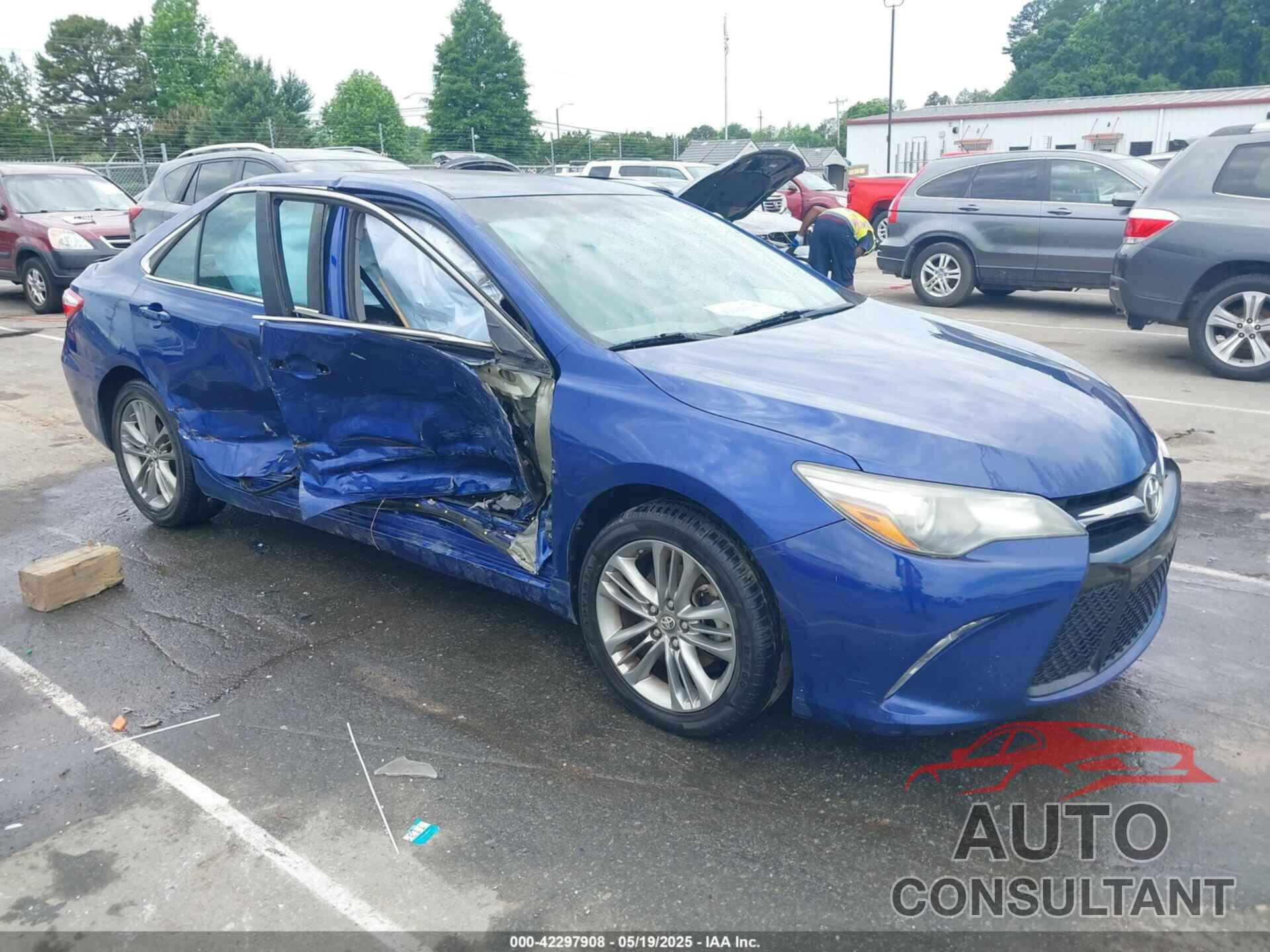 TOYOTA CAMRY 2016 - 4T1BF1FK2GU589153